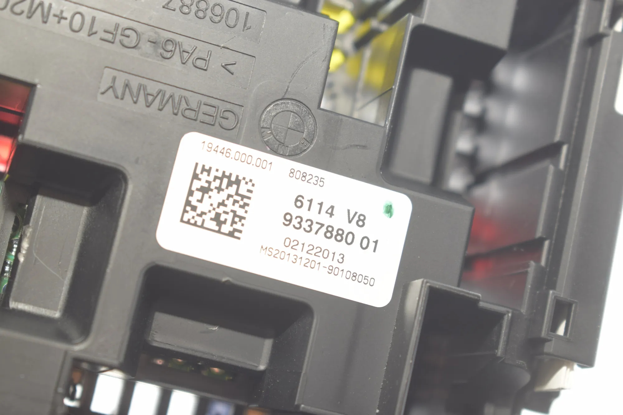 Fuse Box – OEM 9337880 · BMW 3 (F30, F80) 330 d 2013 – 5