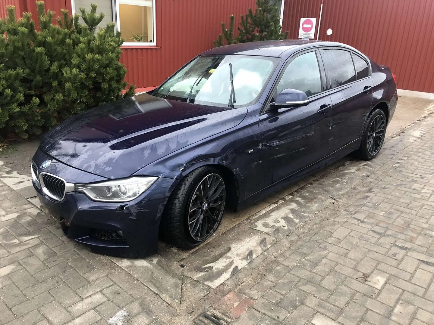 Brake Servo Booster – OEM 6798424 · BMW 3 (F30, F80) 330 d 2013 – 8