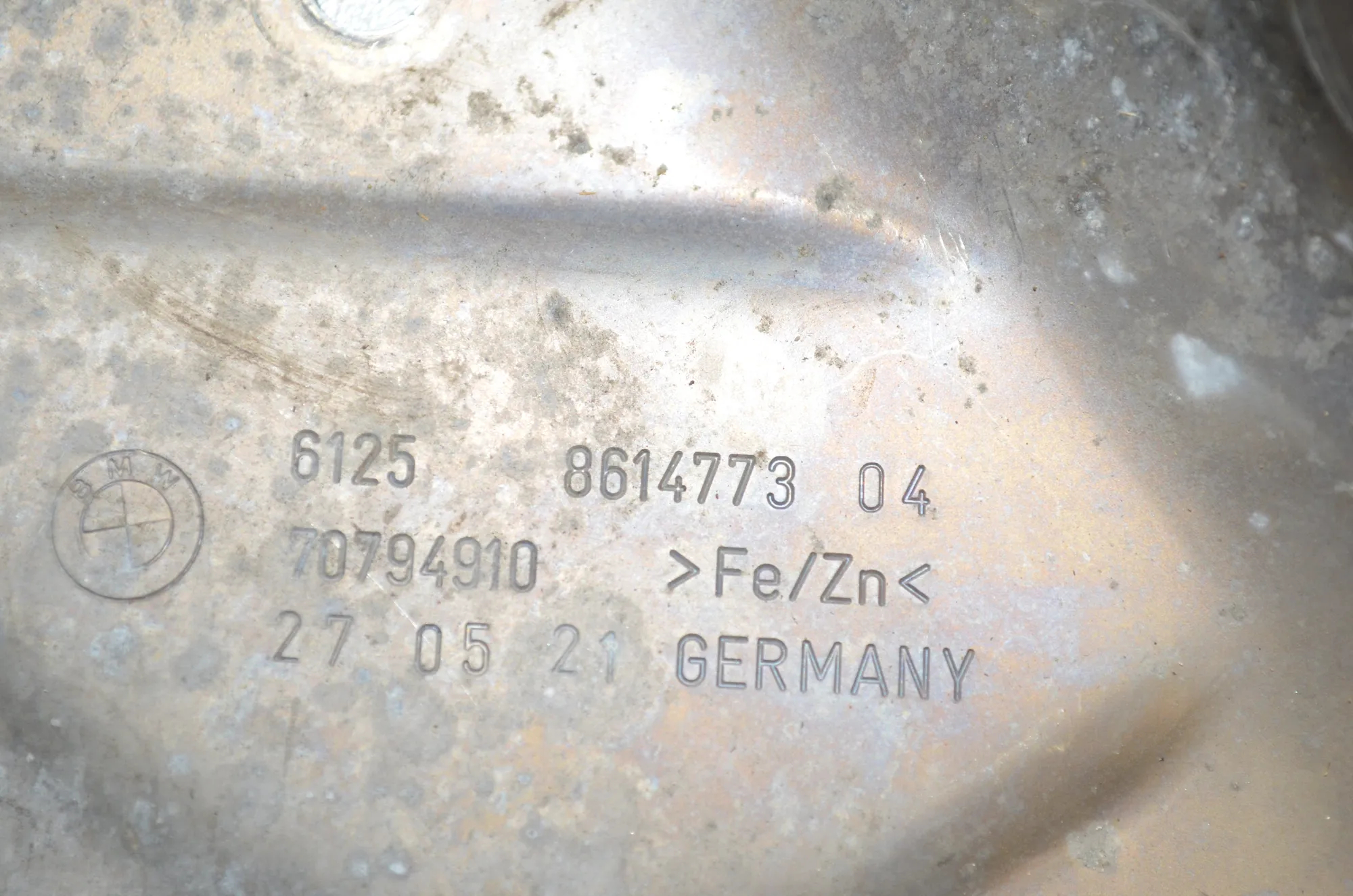 Bracket – OEM 8614773 · BMW 3 (G20, G28) (2018 - -) 330 e Plug-in-Hybrid 2021 – 4