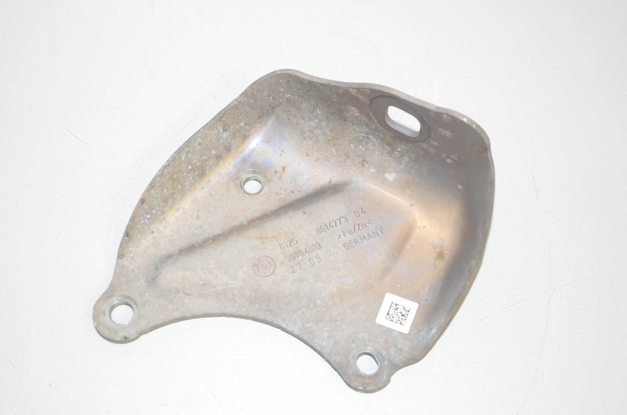 Bracket – OEM 8614773 · BMW 3 (G20, G28) (2018 - -) 330 e Plug-in-Hybrid 2021 – 3