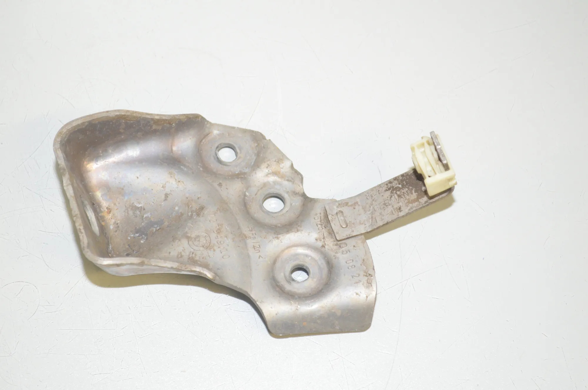 Bracket – OEM 8642214 · BMW 3 (G20, G28) (2018 - -) 330 e Plug-in-Hybrid 2021 – 2