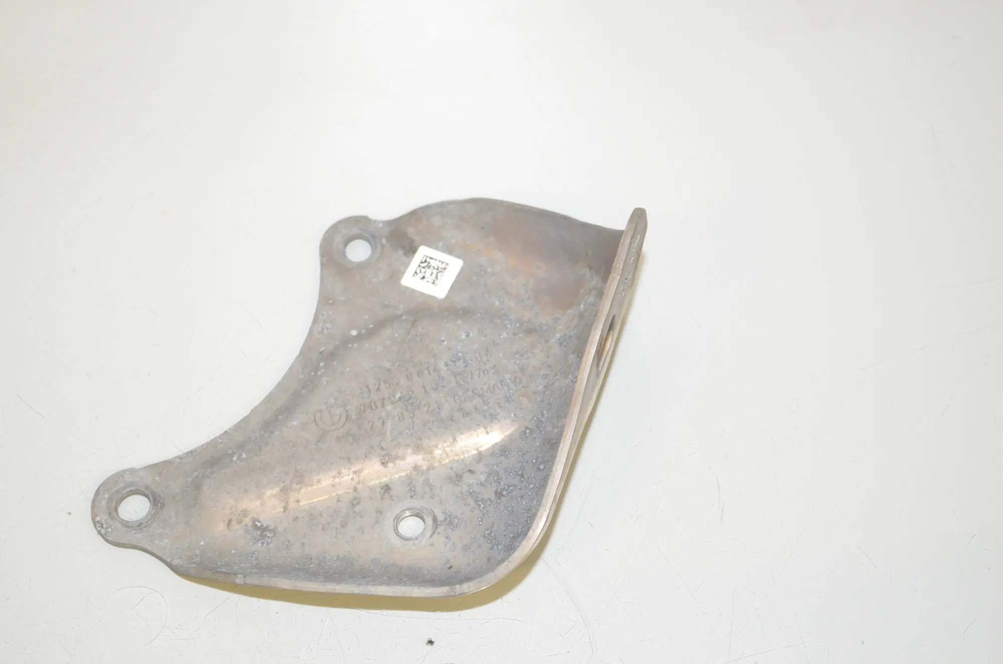 Bracket – OEM 8687787 · BMW 3 (G20, G28) (2018 - -) 330 e Plug-in-Hybrid 2021 – 2
