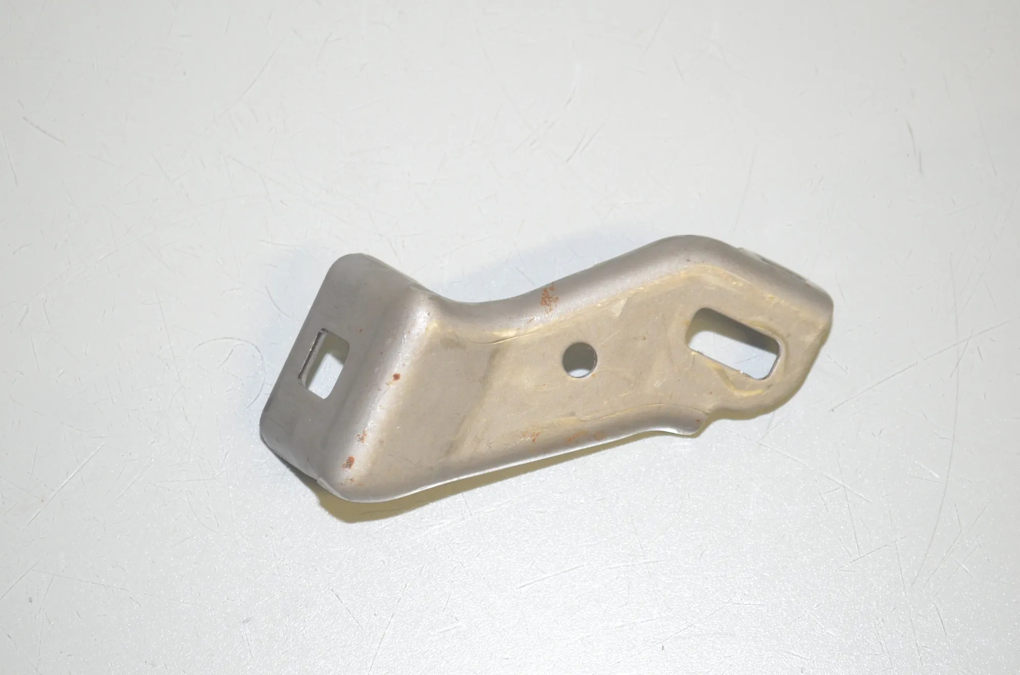 Bracket – OEM 6816812 · BMW 3 (G20, G28) (2018 - -) 330 e Plug-in-Hybrid 2021 – 3