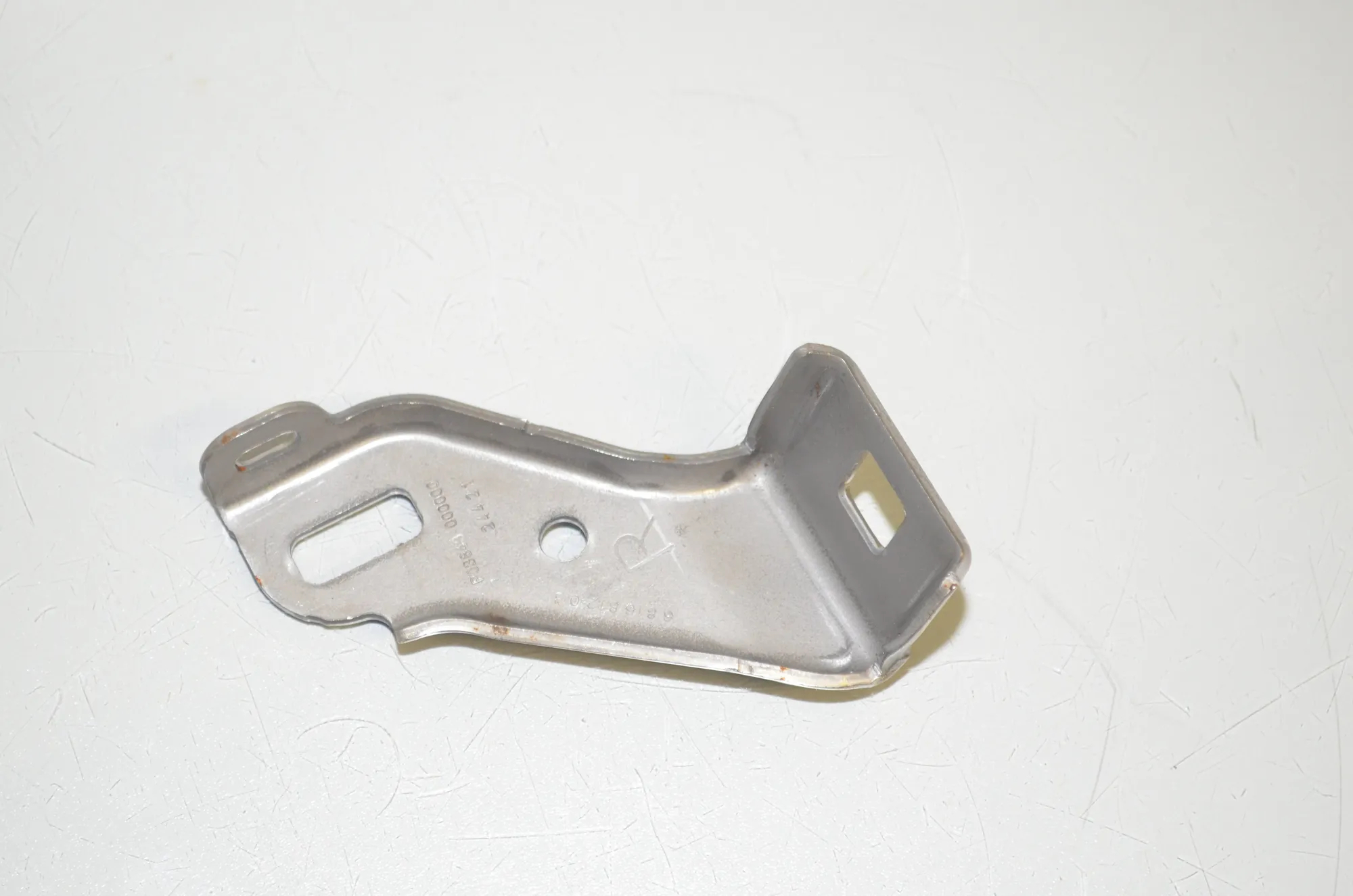 Bracket – OEM 6816812 · BMW 3 (G20, G28) (2018 - -) 330 e Plug-in-Hybrid 2021