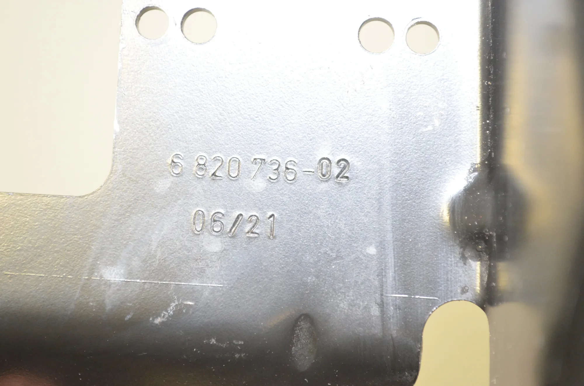 Bracket – OEM 6820736 · BMW 3 (G20, G28) (2018 - -) 330 e Plug-in-Hybrid 2021 – 4