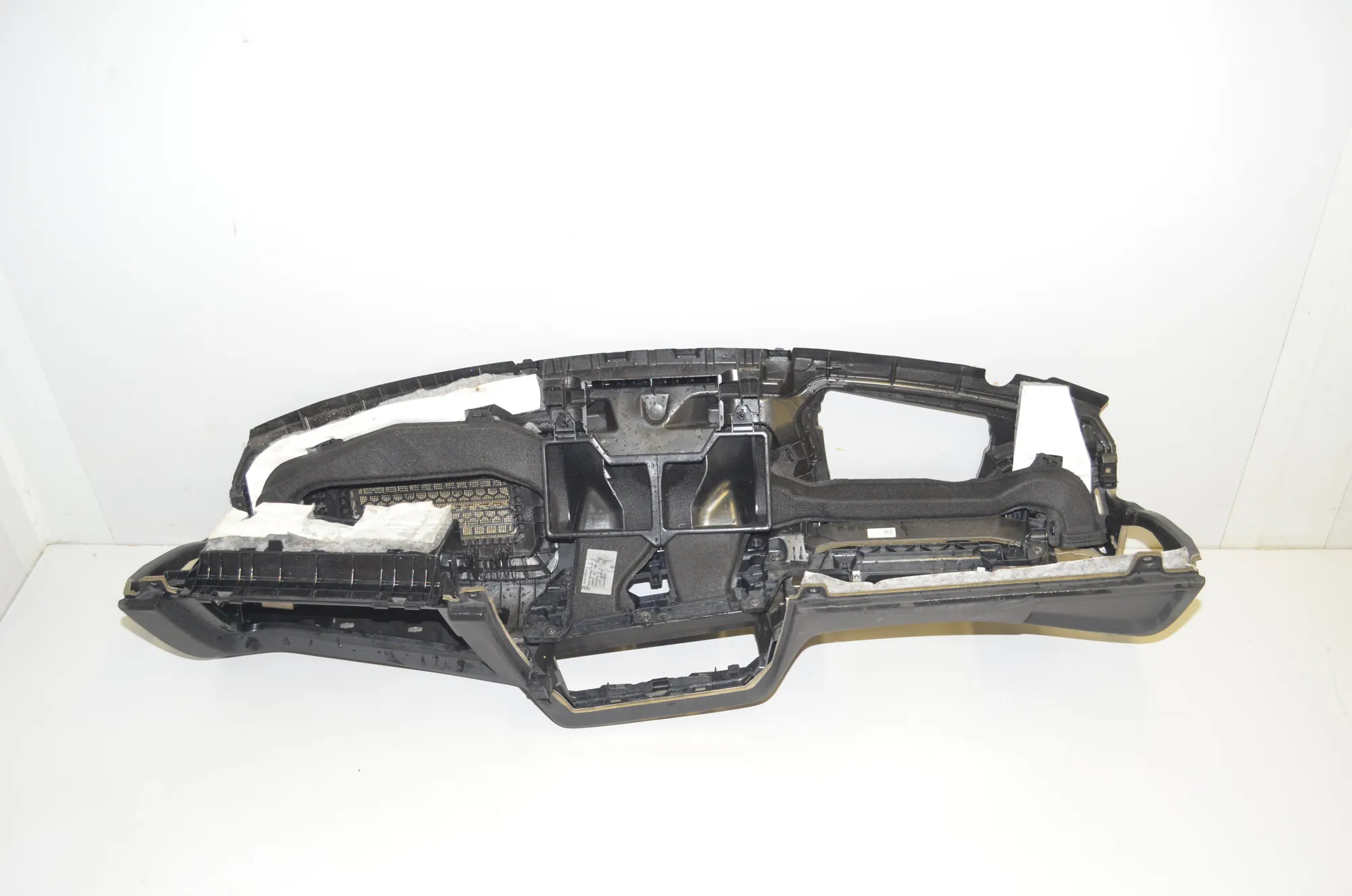Dashboard – OEM 6847590 · BMW 3 (G20, G28) (2018 - -) 330 e Plug-in-Hybrid 2021 – 3