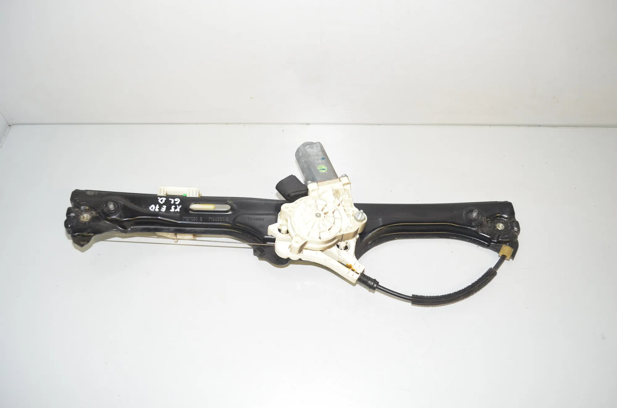Rear Right Door Window Regulator – OEM 7137030 · BMW X5 (E70) xDrive 40 d 2010 – 2