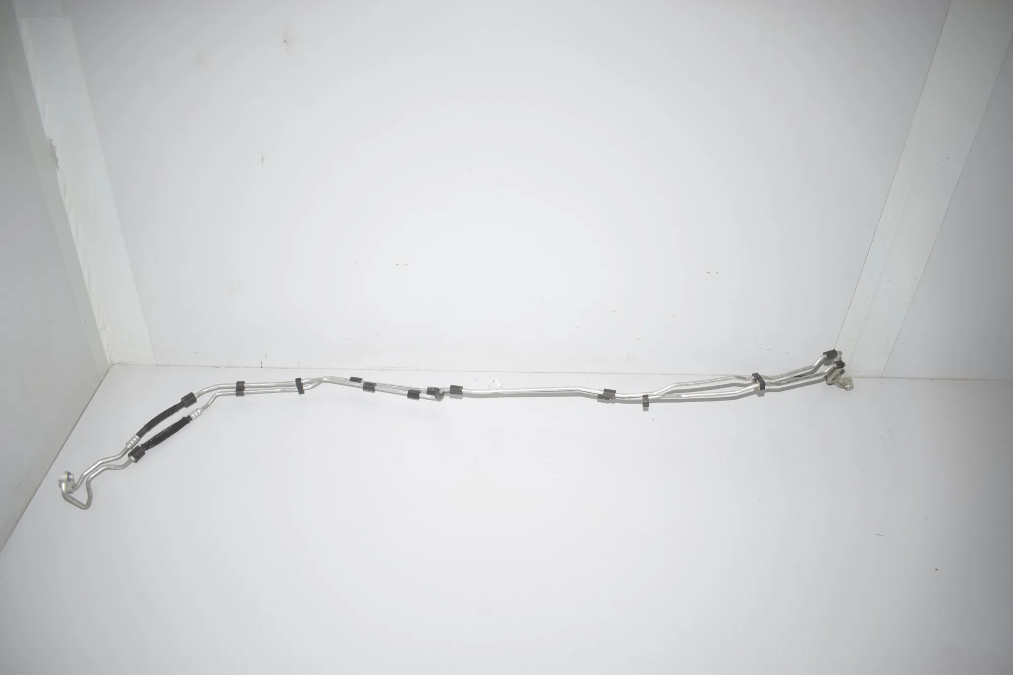 Pipe Hose – OEM 9395454 · BMW 3 (G20, G28) (2018 - -) 330 e Plug-in-Hybrid 2021