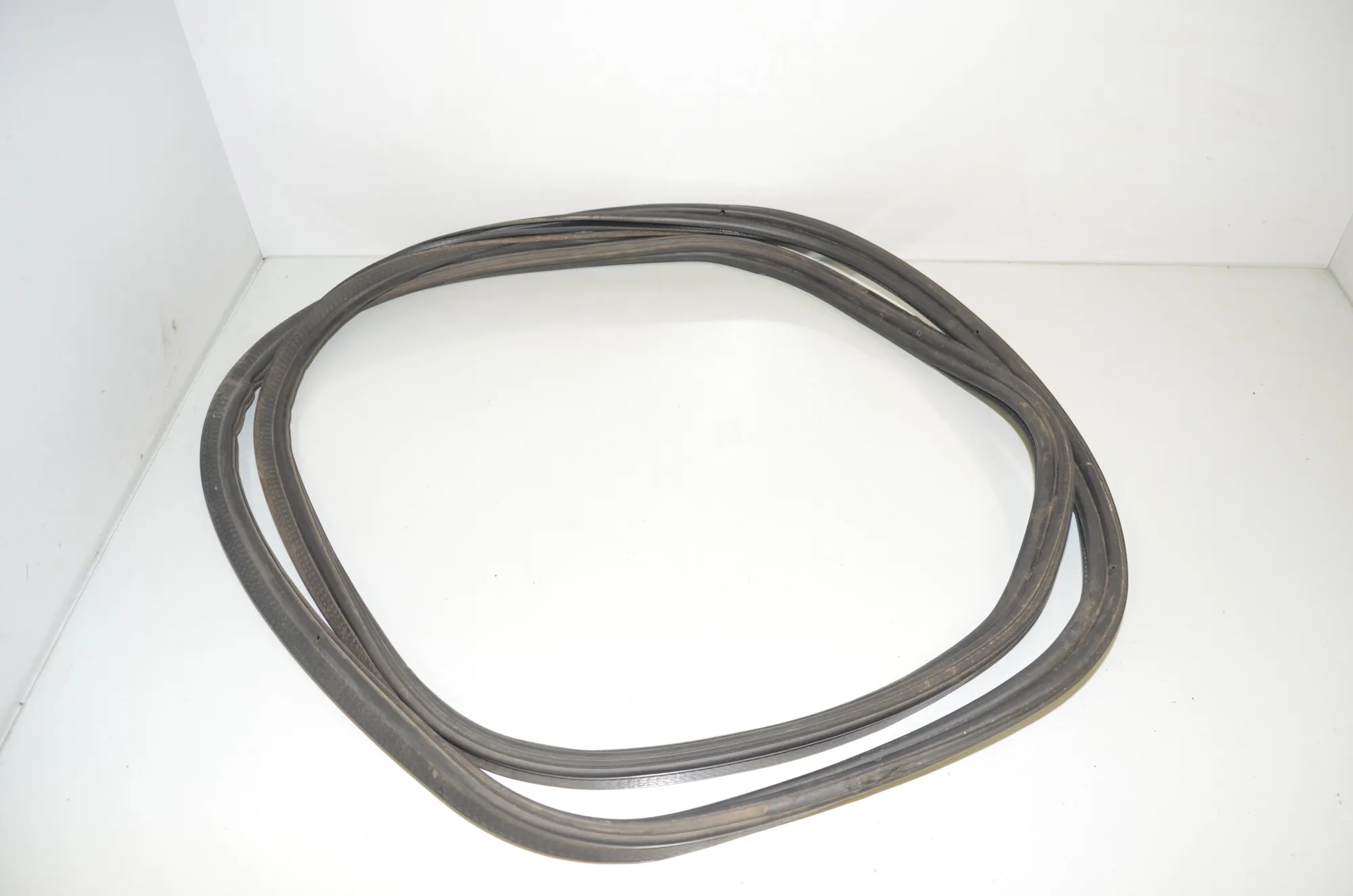 Tailgate Rubber Seal – OEM 7177284 · BMW X5 (E70) xDrive 40 d 2010 – 4