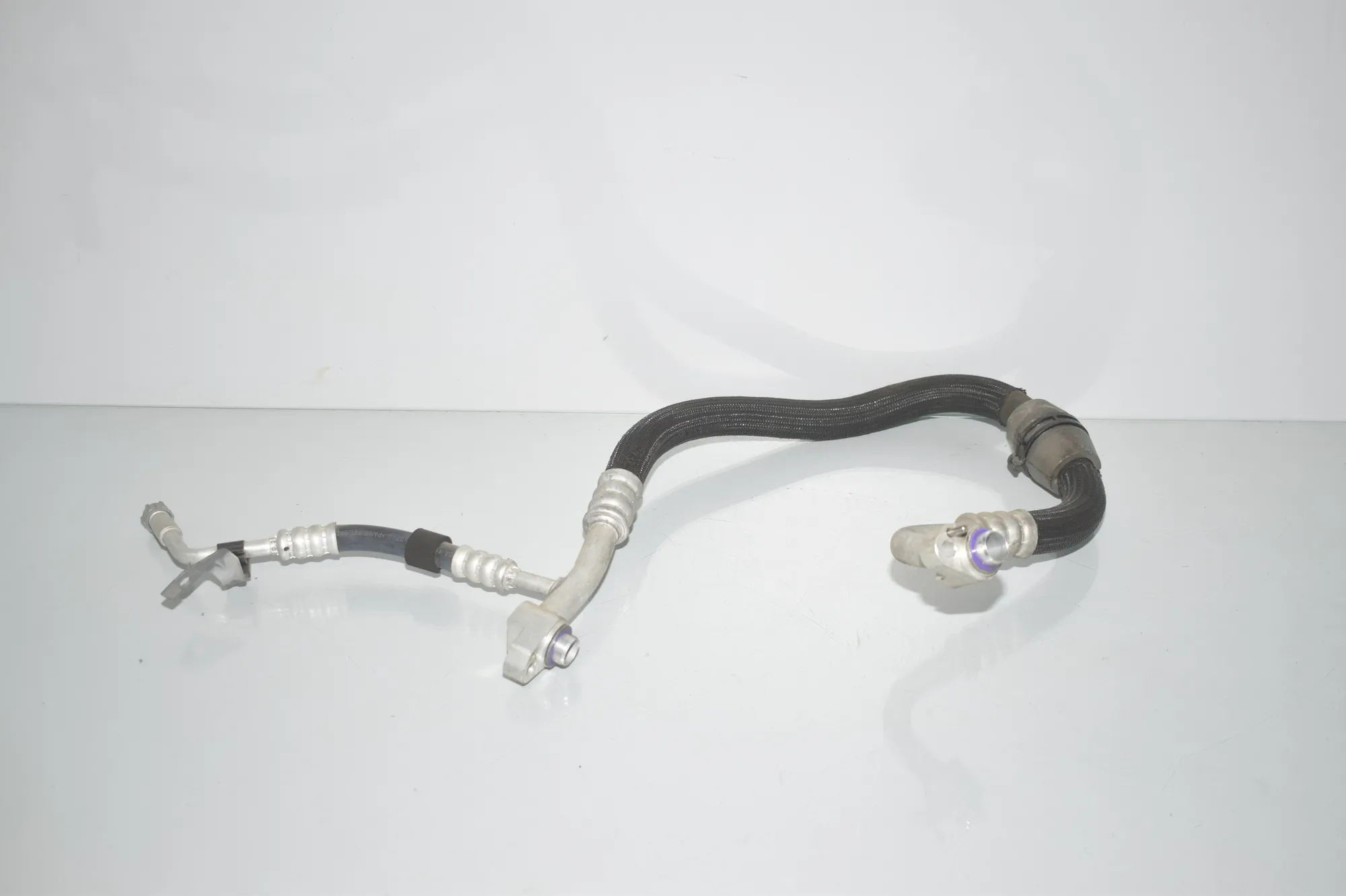 A/C Air Con Hose Pipe – OEM 2557343 · BMW 7 (G11, G12) BMW 7 (G11, G12) M 760 Li xDrive 2016