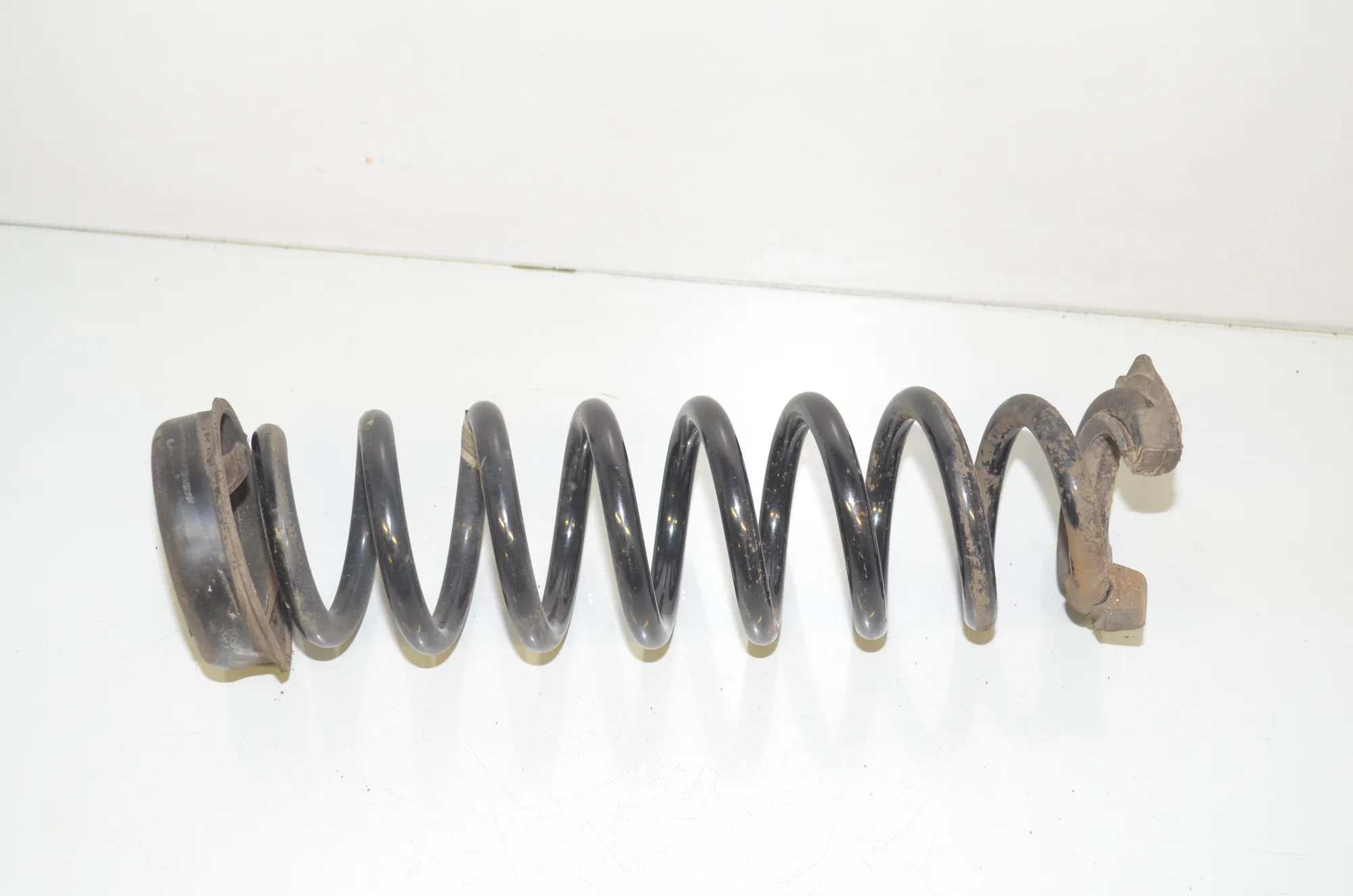 Rear Right Coil Spring – OEM 6853129 · BMW 2 Coupe (F22, F87) 220 i 2014 – 3