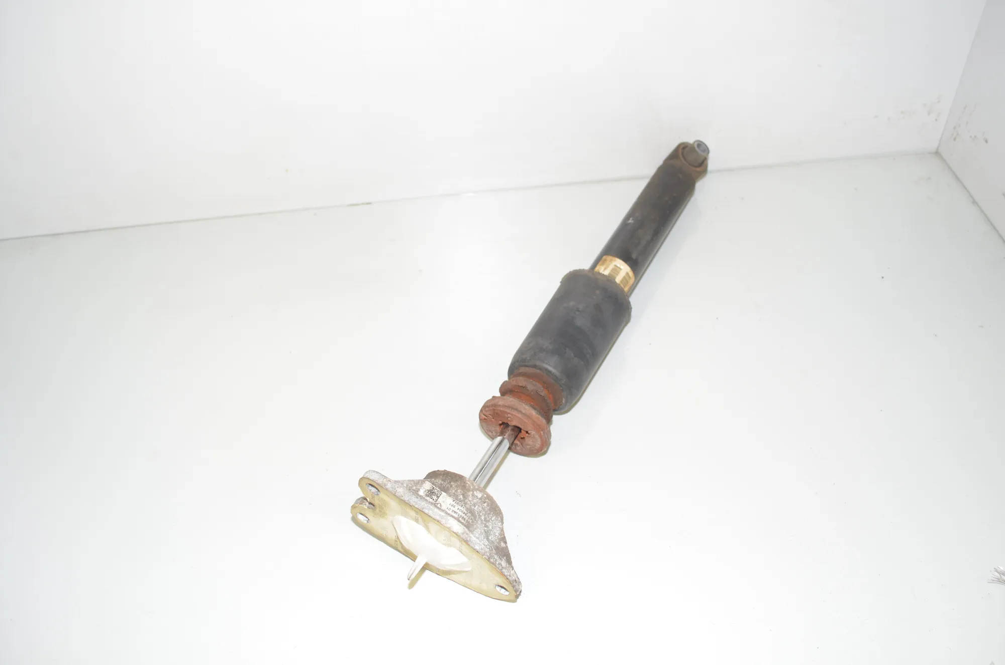 Rear Right Shock Absorber – OEM 6862172 · BMW 2 Coupe (F22, F87) 220 i 2014 – 3