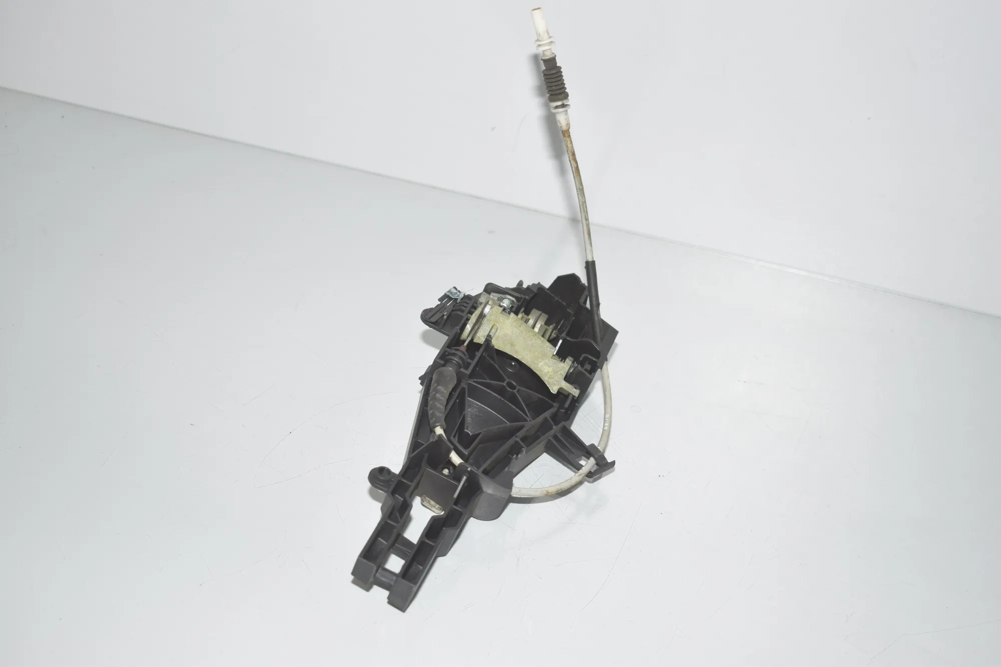 Front Right Door Interior Handle Frame – OEM 7193264 · BMW X5 (E70) xDrive 40 d 2010 – 3