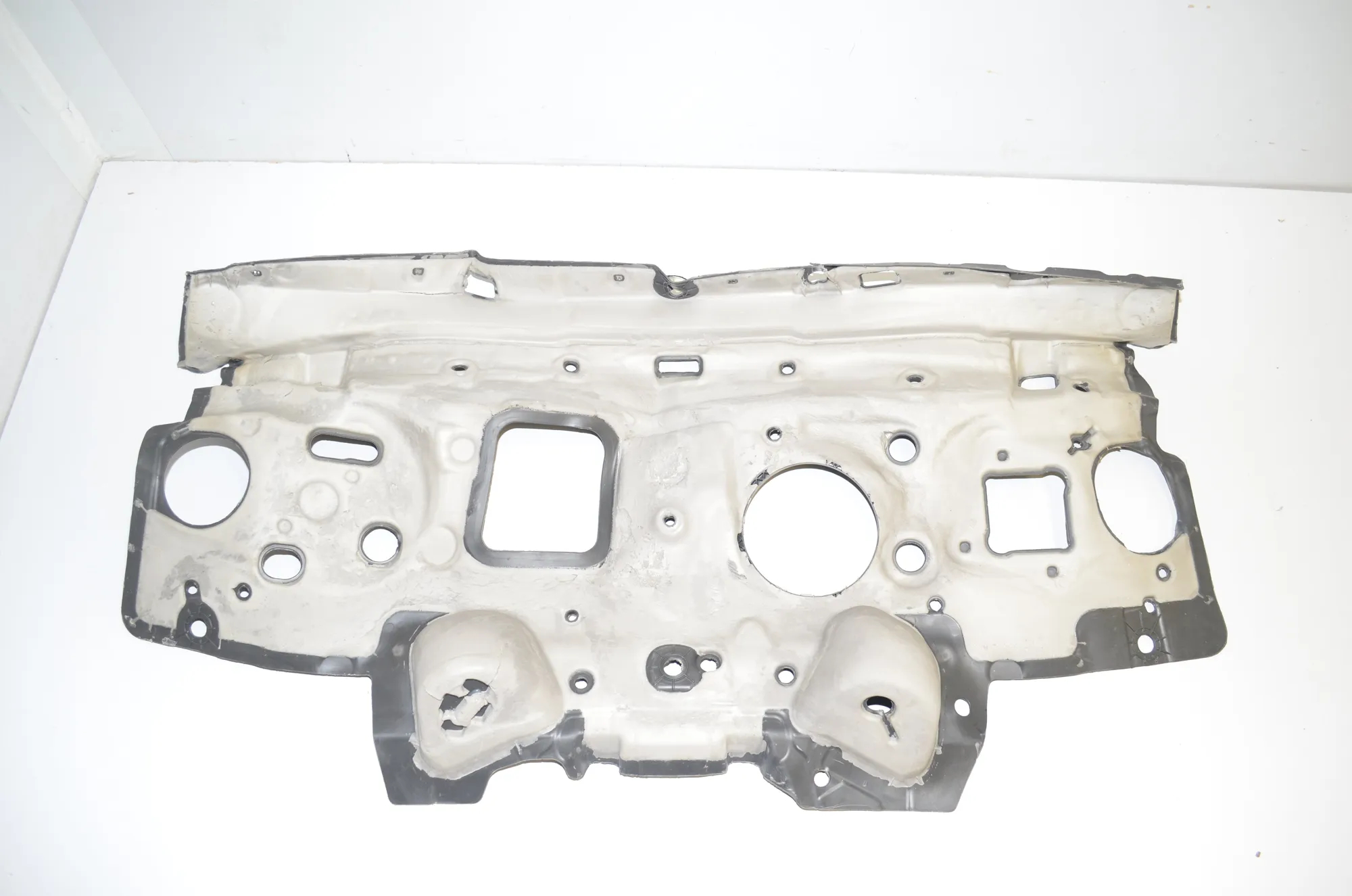 Sound Insulation – OEM 7326969 · BMW X1 (F48) xDrive 20 i 2019 – 3
