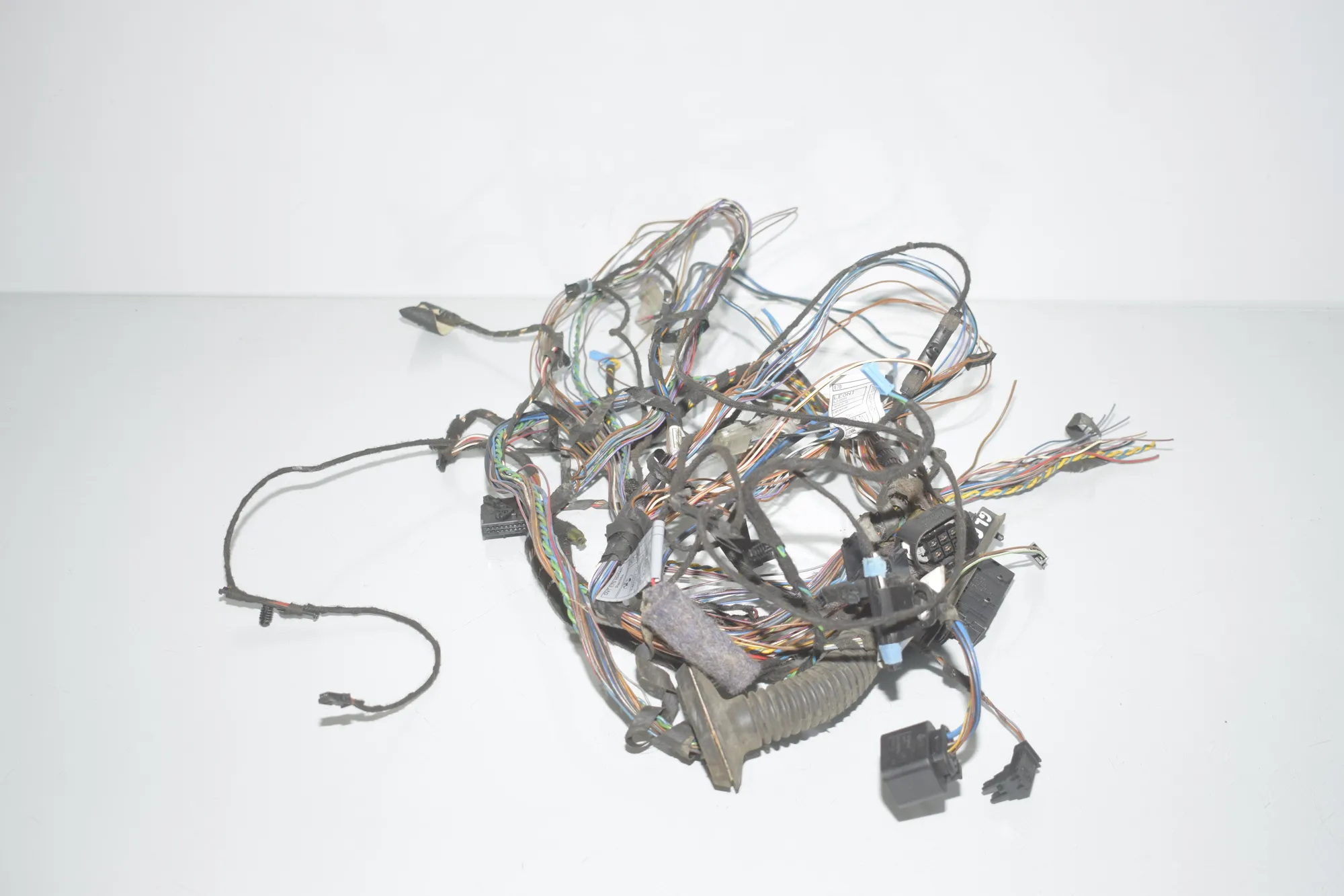 Rear Right Door Wiring – OEM 9242070 · BMW X5 (E70) xDrive 40 d 2010 – 3