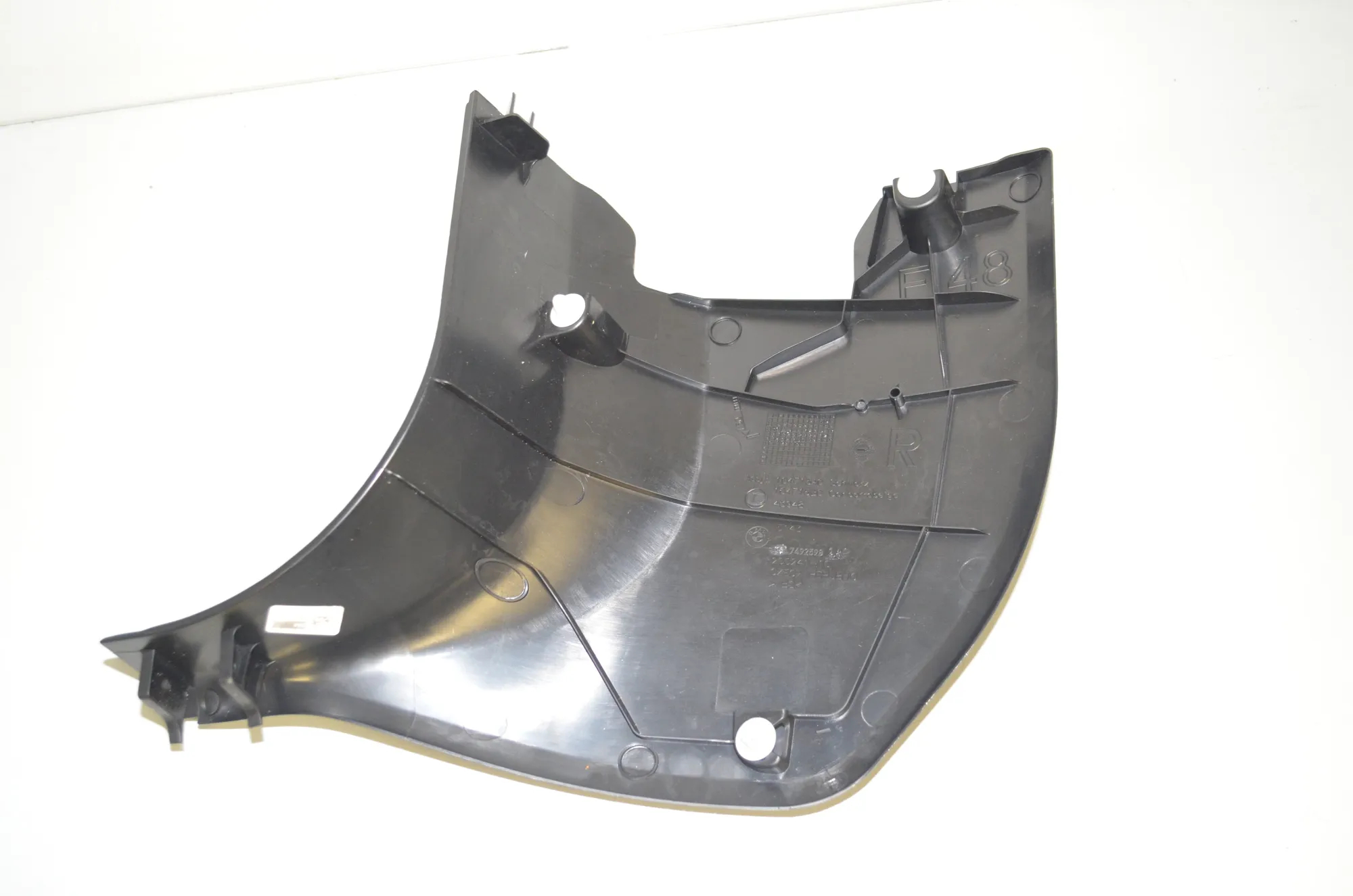 Other Trim Parts – OEM 7492598 · BMW X1 (F48) xDrive 20 i 2019 – 3