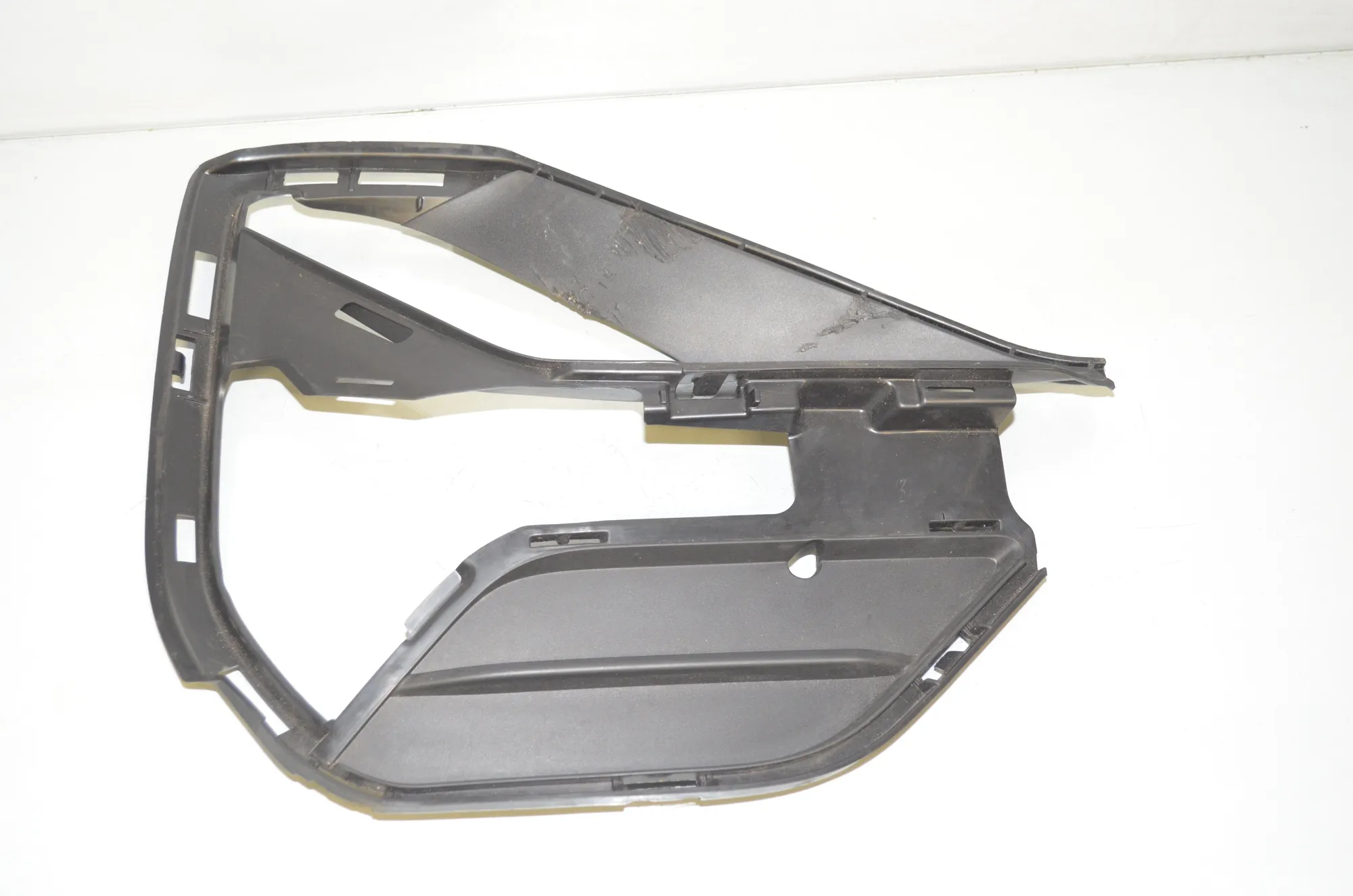 Front Right Grill – OEM 8497246 · BMW X1 (F48) xDrive 20 i 2019