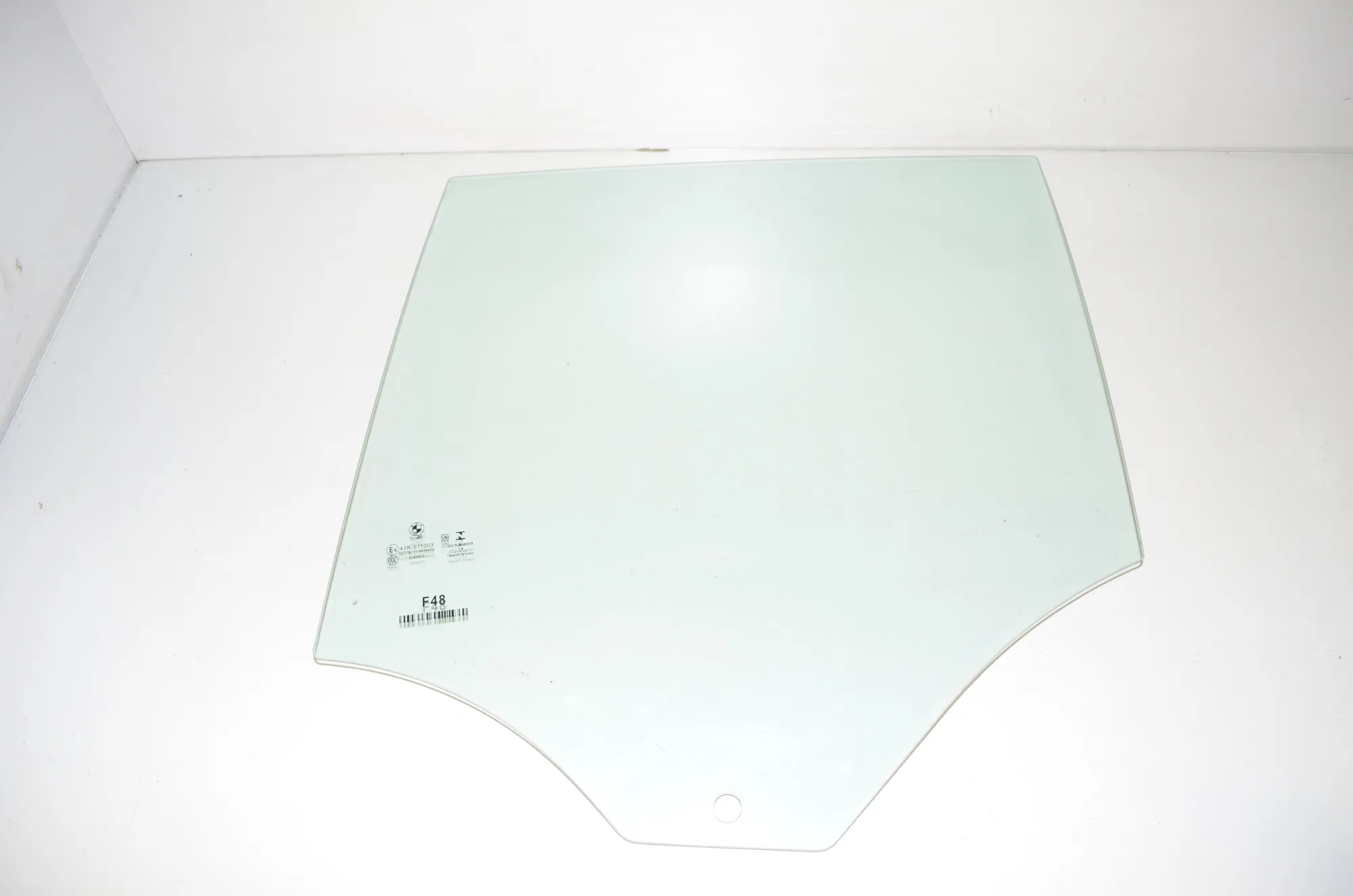 Rear Right Door Window – OEM 7349498 · BMW X1 (F48) xDrive 20 i 2019