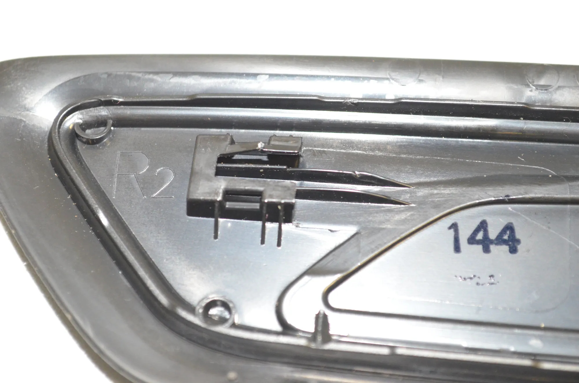 Door Sill Trim Kit – OEM 7349674 · BMW X1 (F48) xDrive 20 i 2019 – 4