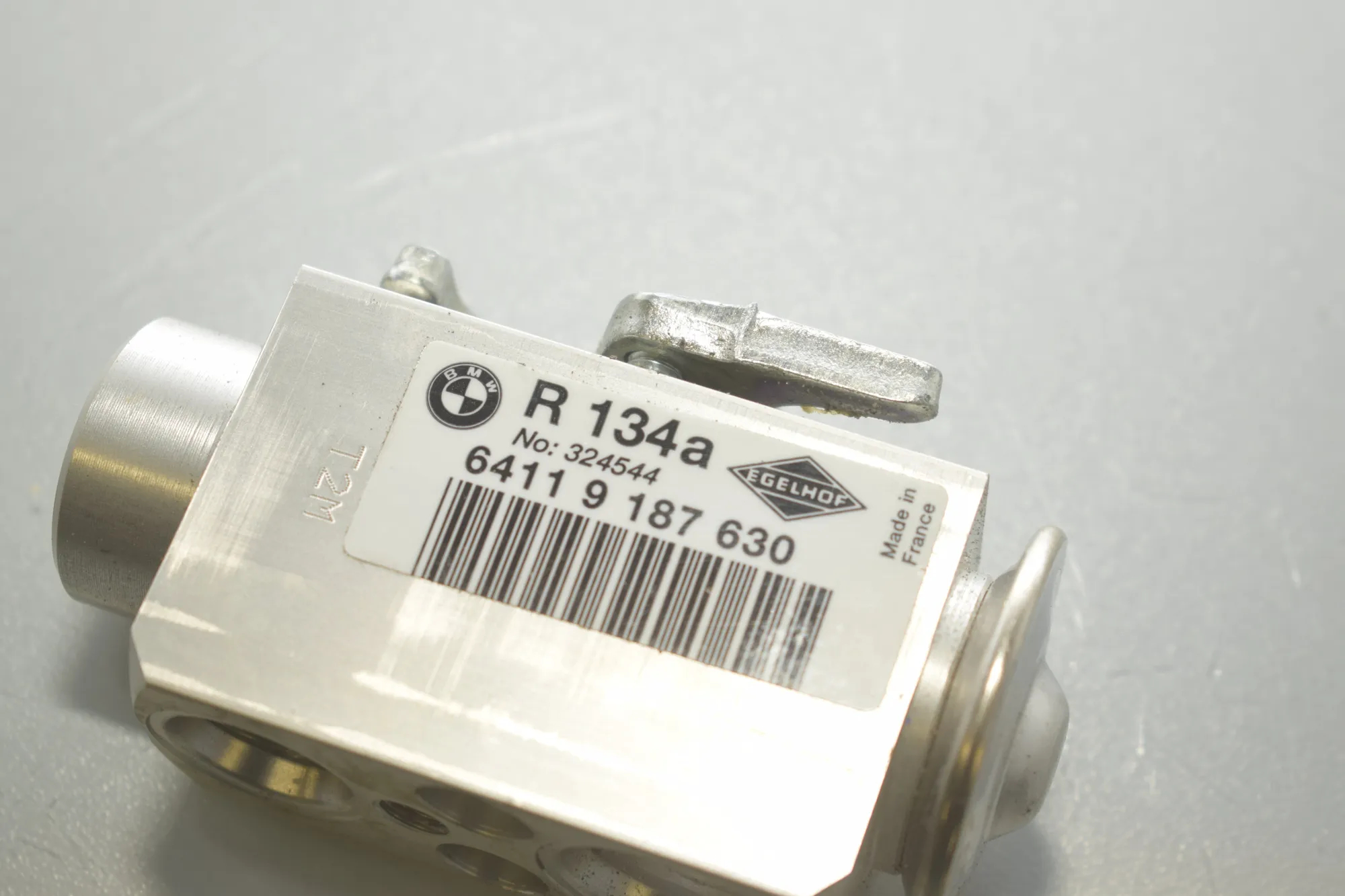 A/C Conditioner Expansion Valve – OEM 9187630 · BMW X5 (E70) xDrive 40 d 2010 – 5