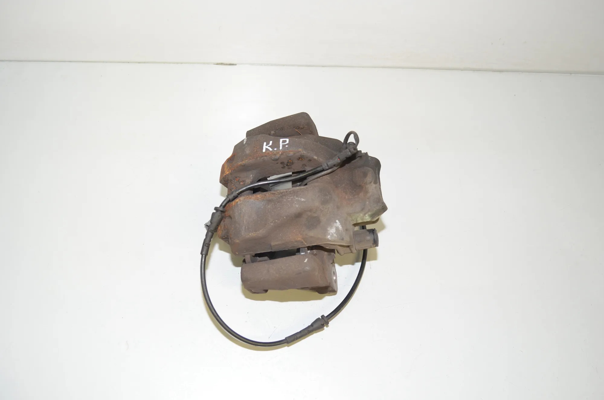 Front Left Brake Caliper – OEM 6790921 · BMW X3 (F25) xDrive 35 i 2011