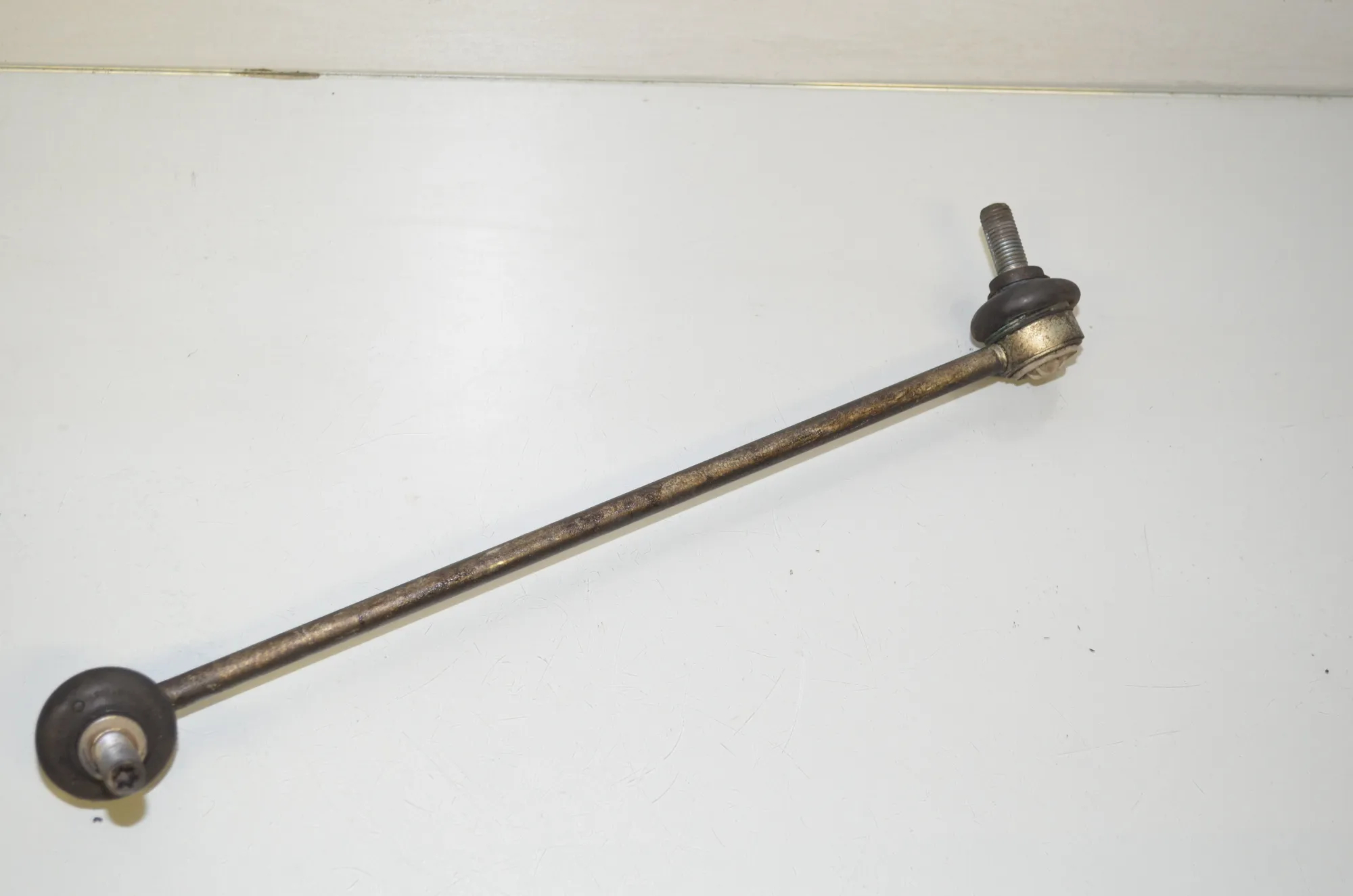 Front Left Stabilizer Link – OEM 6787163 · BMW X3 (F25) xDrive 35 i 2011 – 4