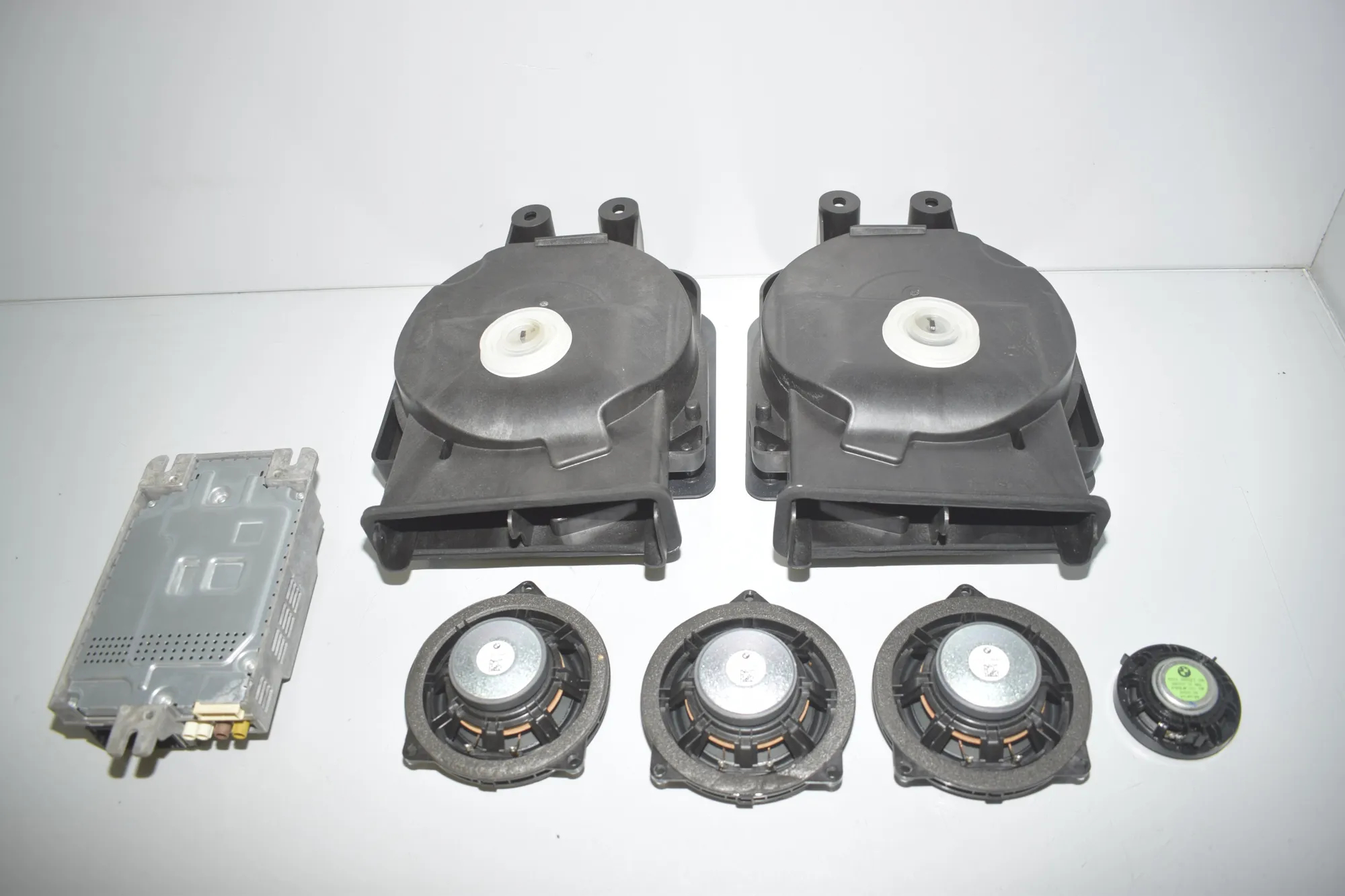 Sound Audio System Set – OEM 5A2D553 · BMW 1 (F40) (2019 - -) (F40)118d 2020 – 4