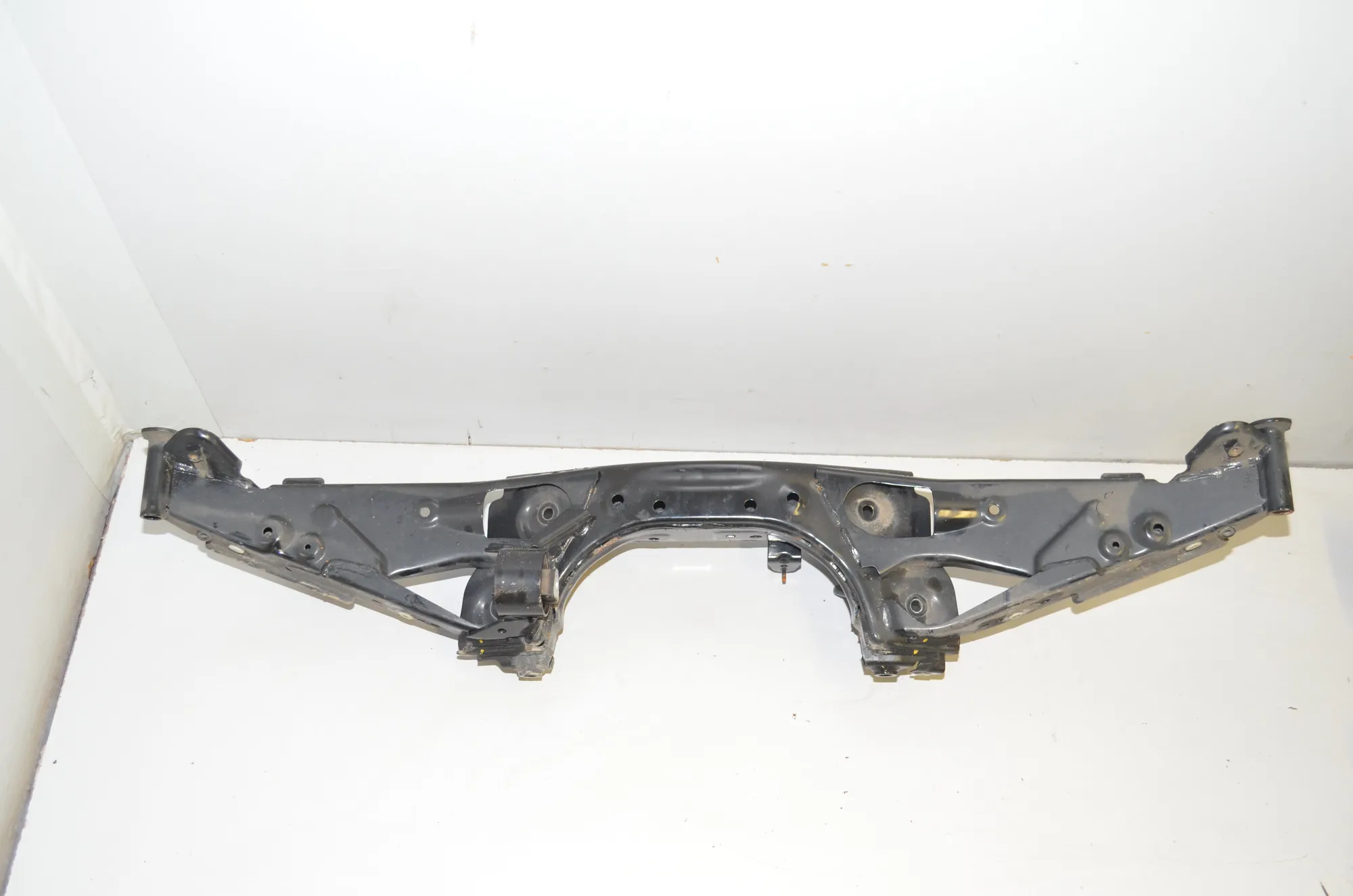 Rear Subframe – OEM 6862558 · BMW 2 Gran Tourer (F46) 220 d xDrive 2020 – 3