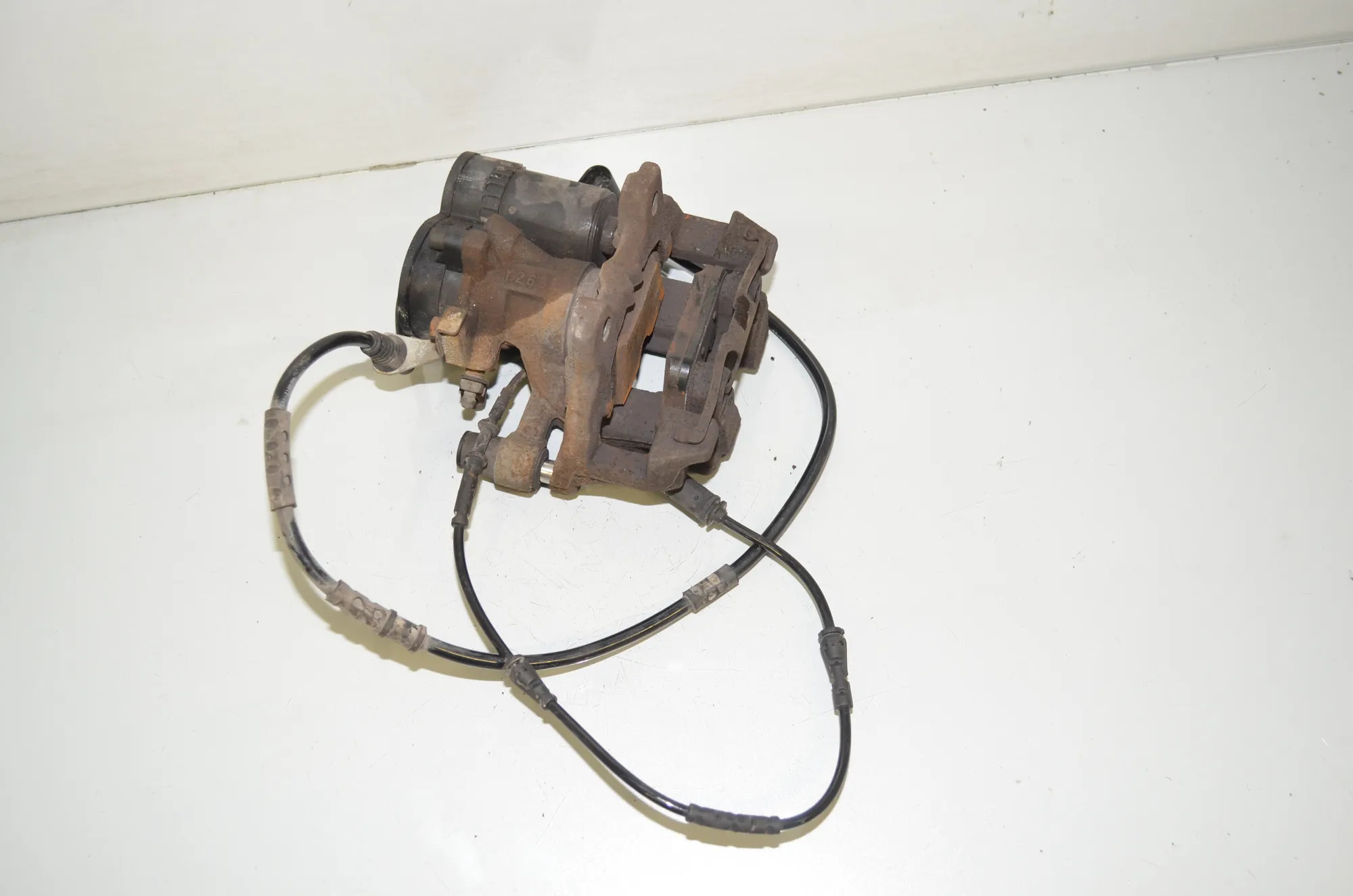 Rear Right Brake Caliper – OEM 34216860398 · BMW 2 Gran Tourer (F46) 220 d xDrive 2020 – 4