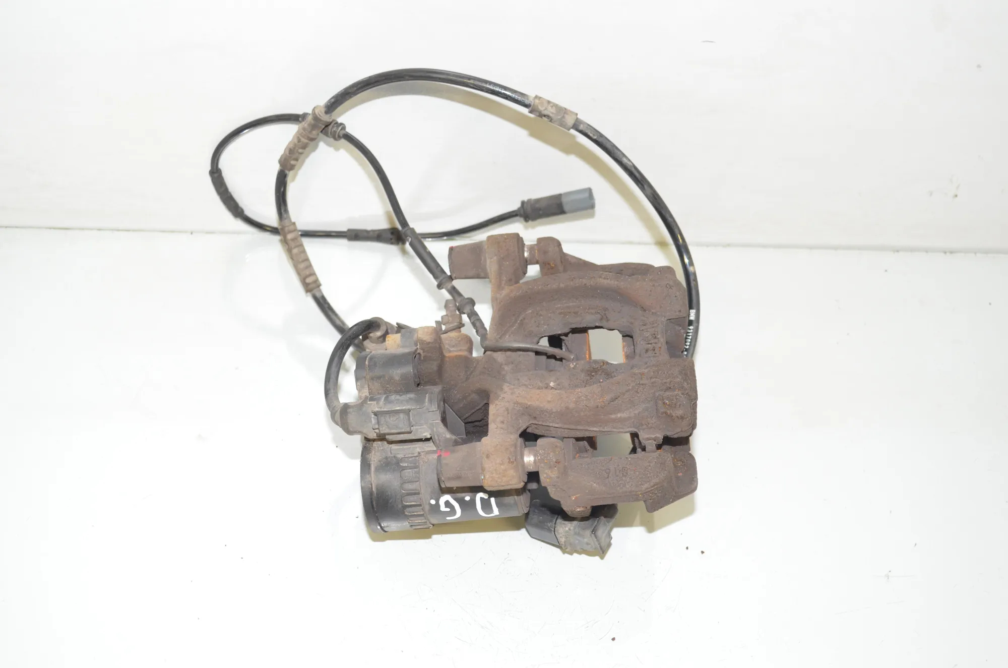 Rear Right Brake Caliper – OEM 34216860398 · BMW 2 Gran Tourer (F46) 220 d xDrive 2020 – 2