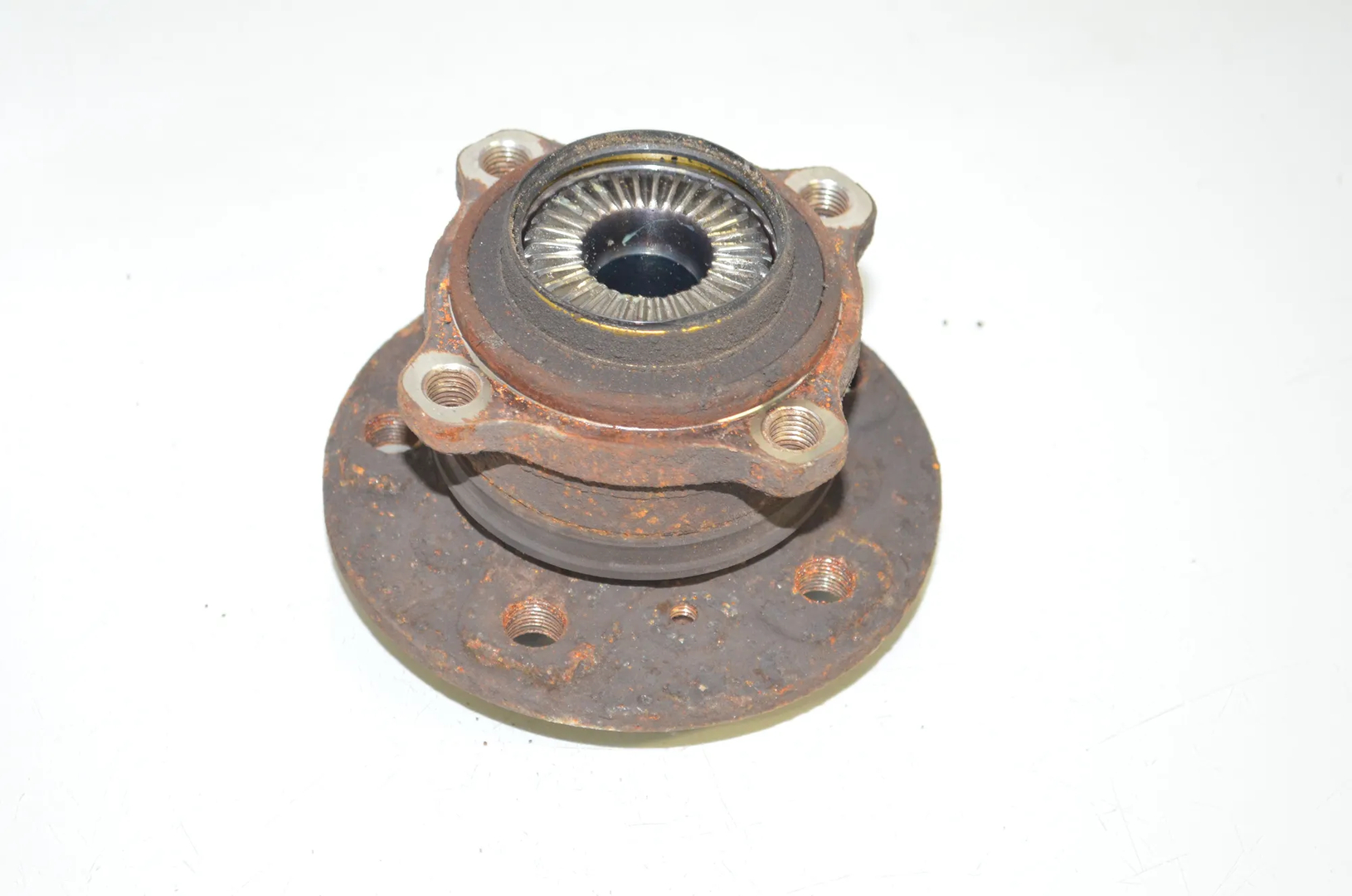 Rear Left Wheel Bearing – OEM 6851589 · BMW 2 Gran Tourer (F46) 220 d xDrive 2020 – 3