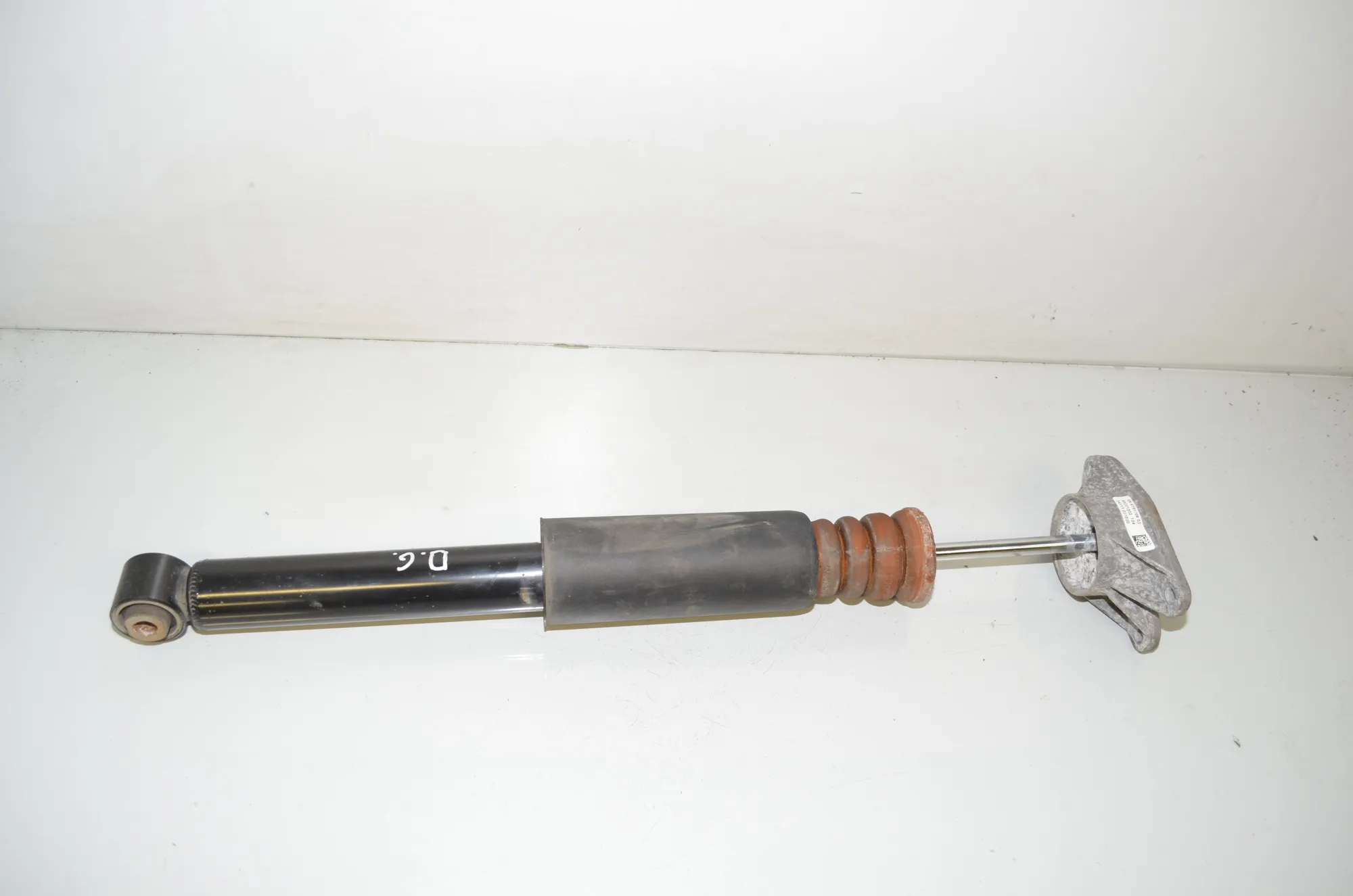 Rear Right Shock Absorber – OEM 6791706 · BMW 2 Gran Tourer (F46) 220 d xDrive 2020 – 2