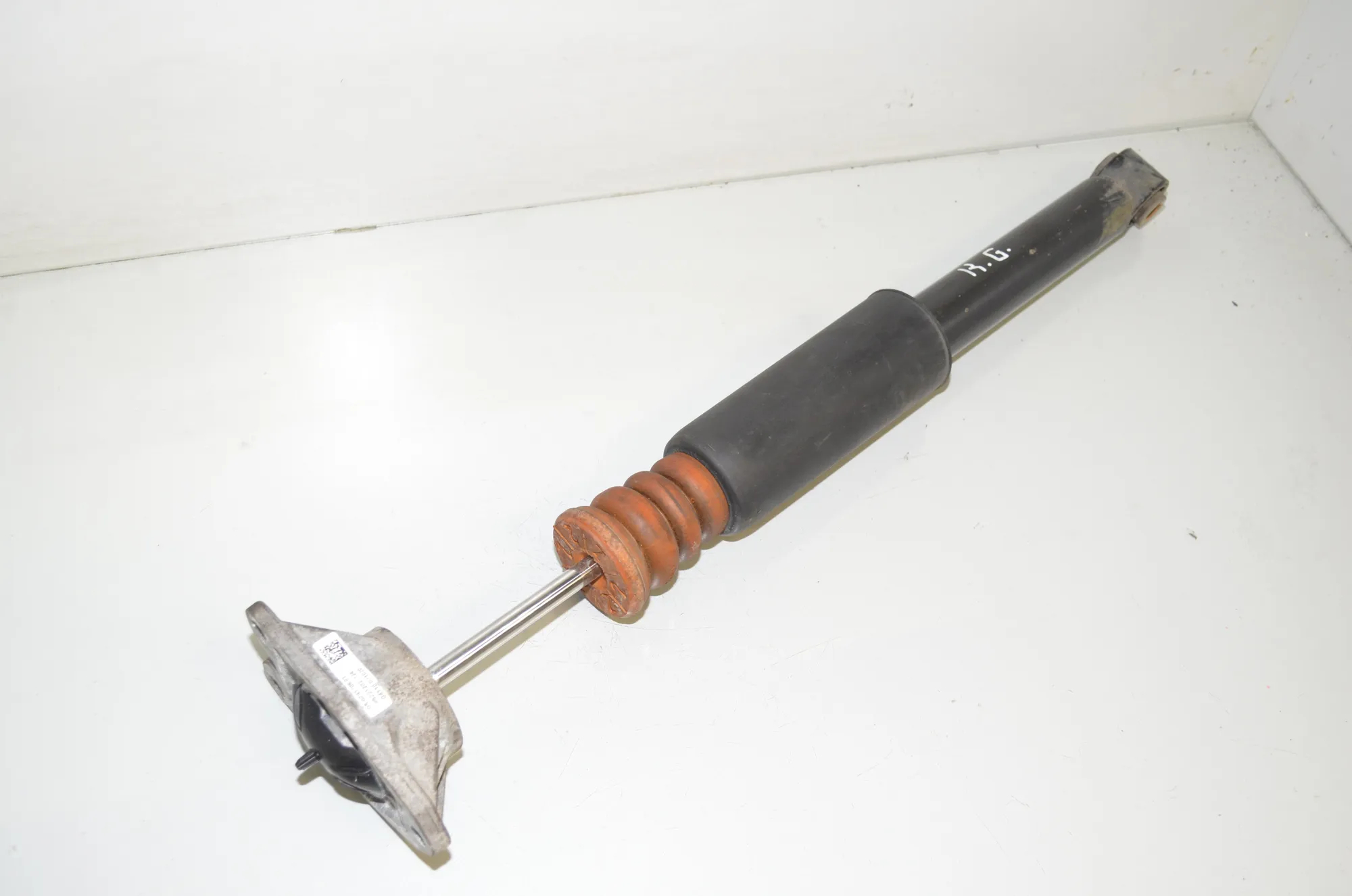 Rear Left Shock Absorber – OEM 6791706 · BMW 2 Gran Tourer (F46) 220 d xDrive 2020 – 2