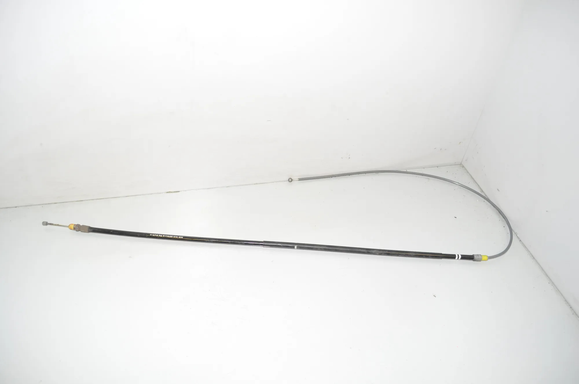 Handbrake Cable – OEM 6857640 · BMW 3 Touring (F31) 335 d xDrive 2016 – 3