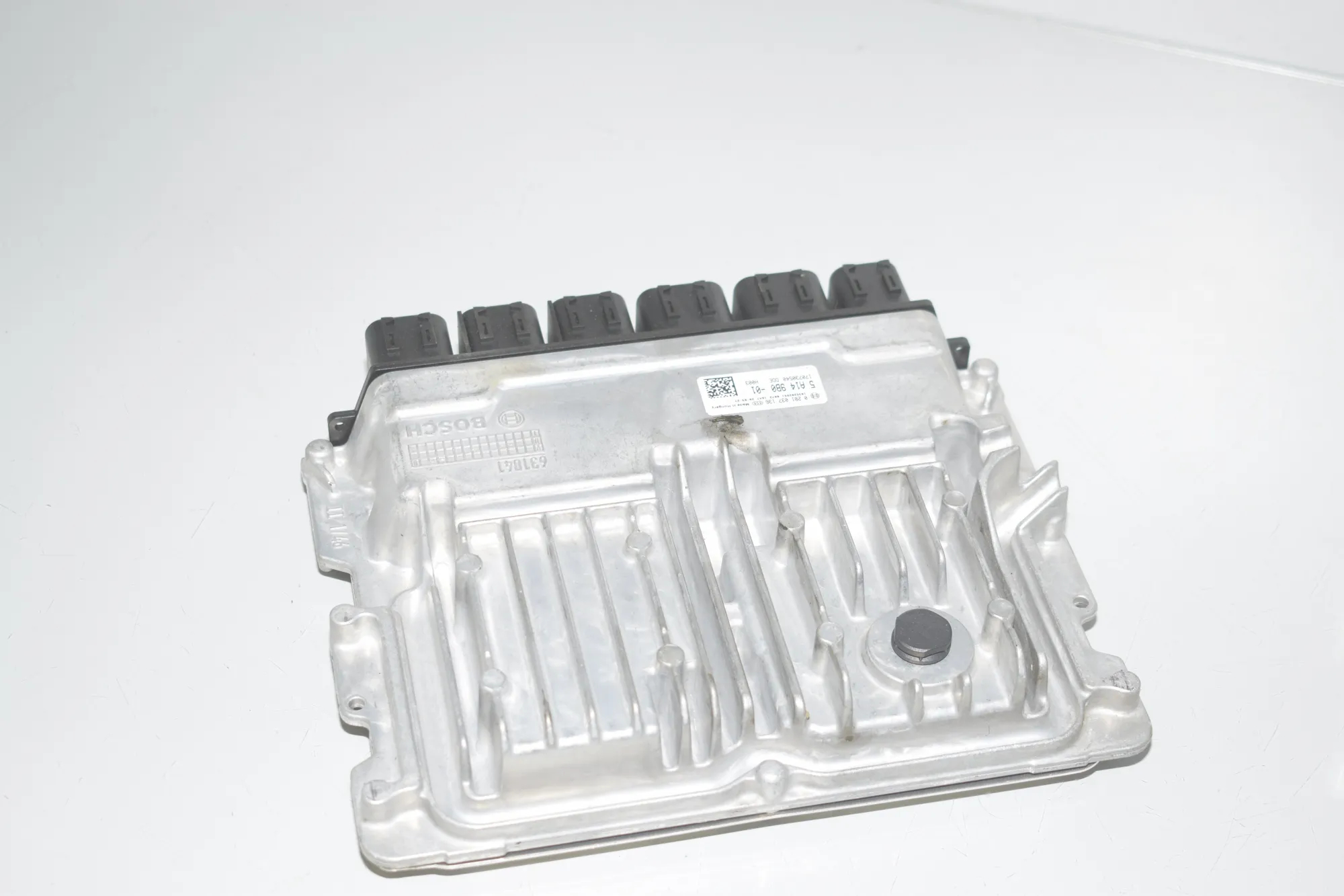 Engine Ignition ECU Set – OEM 5A2D542 · BMW 1 (F40) (2019 - -) (F40)118d 2020 – 11