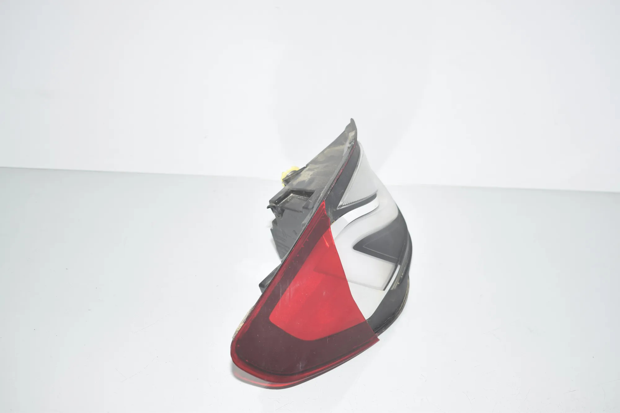 Rear Left Tail Light – OEM 7450643 · BMW 1 (F40) (2019 - -) (F40)118d 2020 – 2