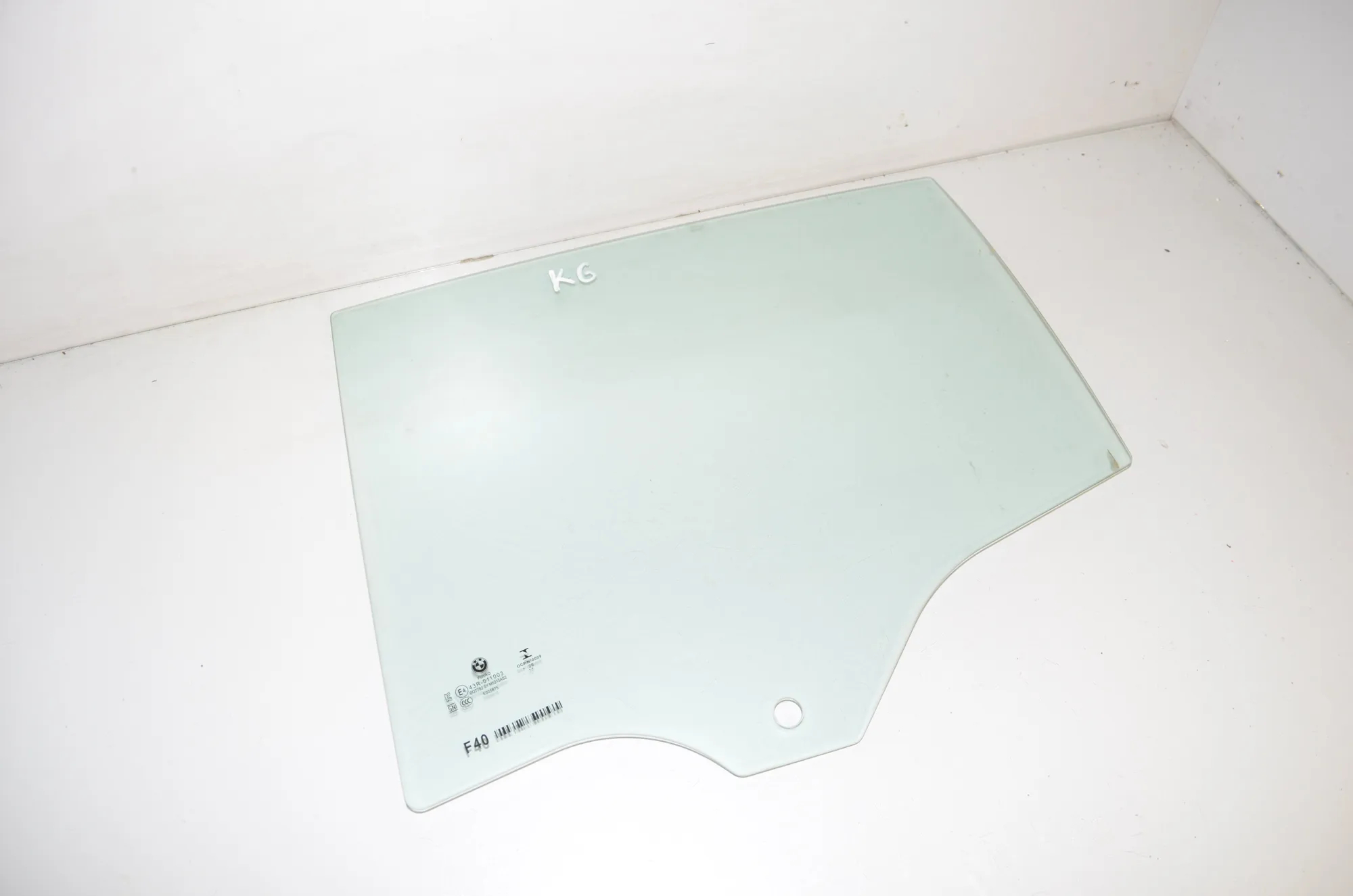 Rear Left Door Window – OEM 7448061 · BMW 1 (F40) (2019 - -) (F40)118d 2020