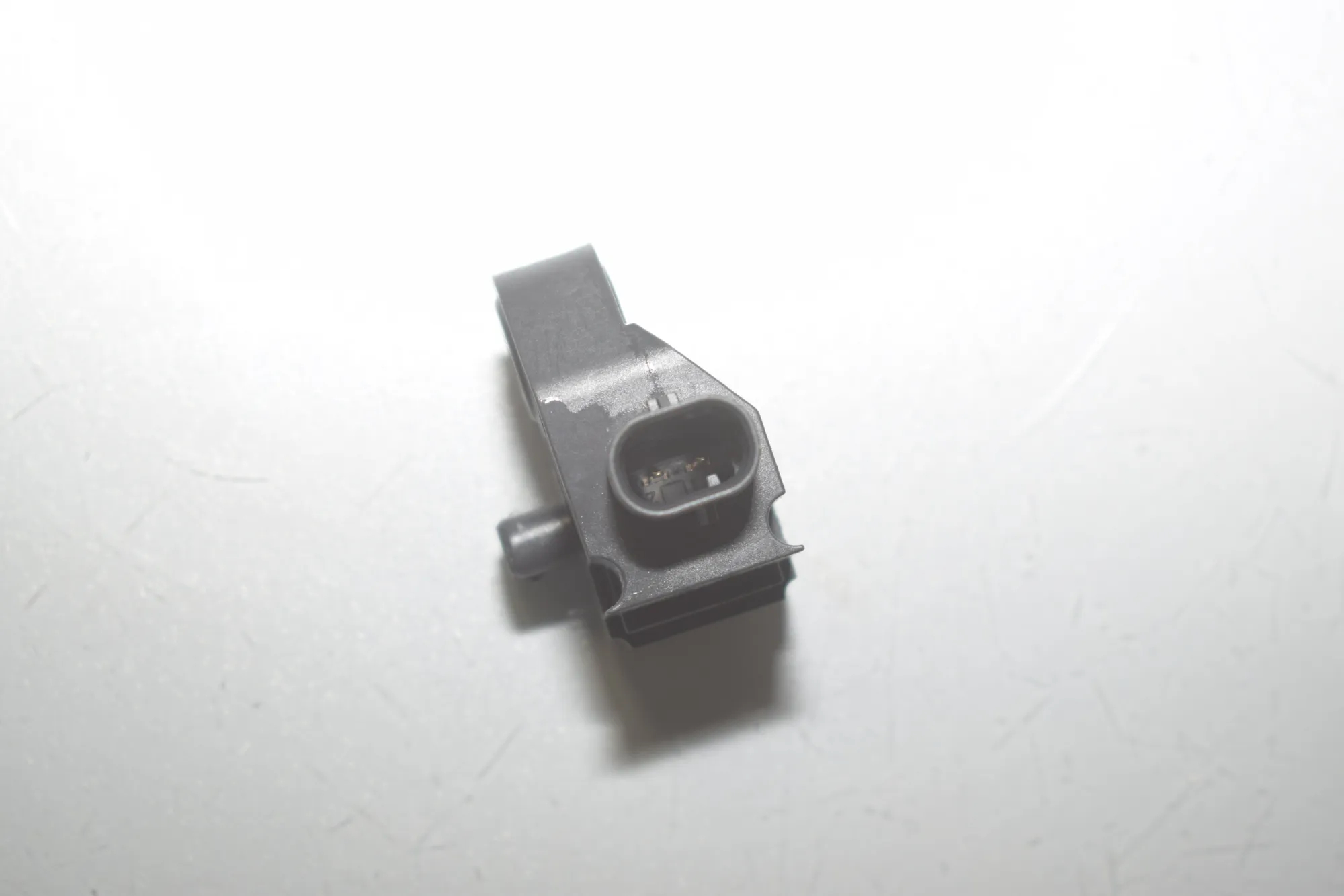 Left Side Impact Sensor – OEM 9341546 · BMW 1 (F40) (2019 - -) (F40)118d 2020 – 4