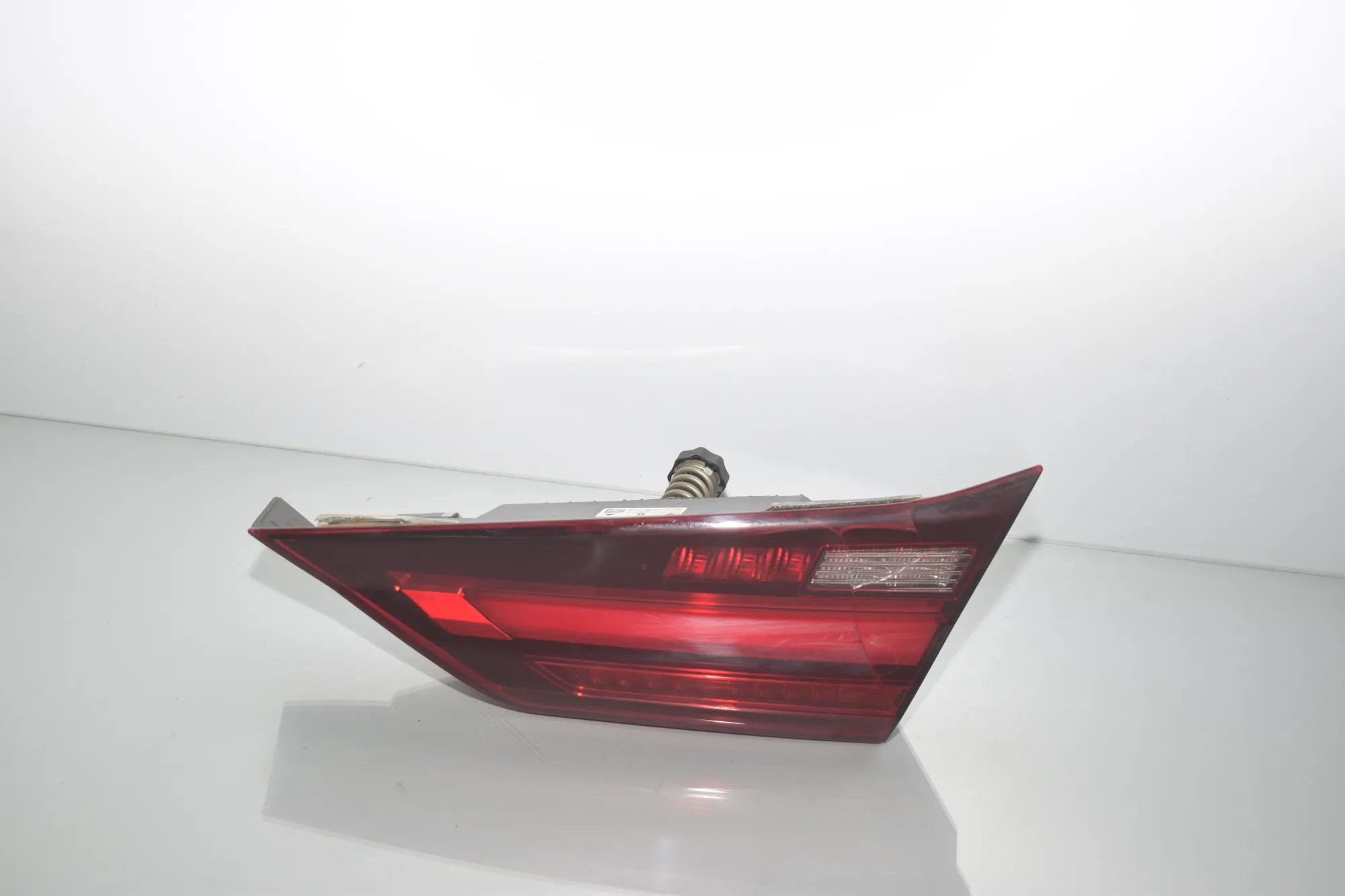 Right Side Tailgate Tail Light – OEM 7450652 · BMW 1 (F40) (2019 - -) (F40)118d 2020