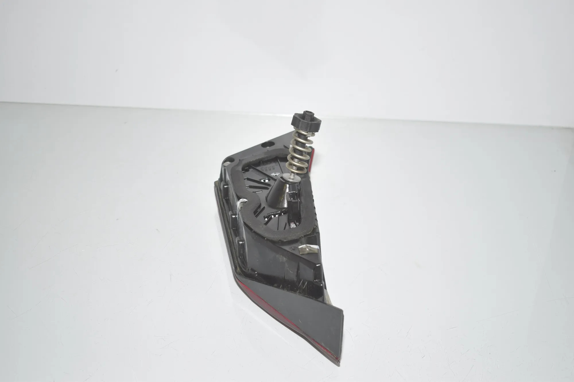 Right Side Tailgate Tail Light – OEM 7450652 · BMW 1 (F40) (2019 - -) (F40)118d 2020 – 4