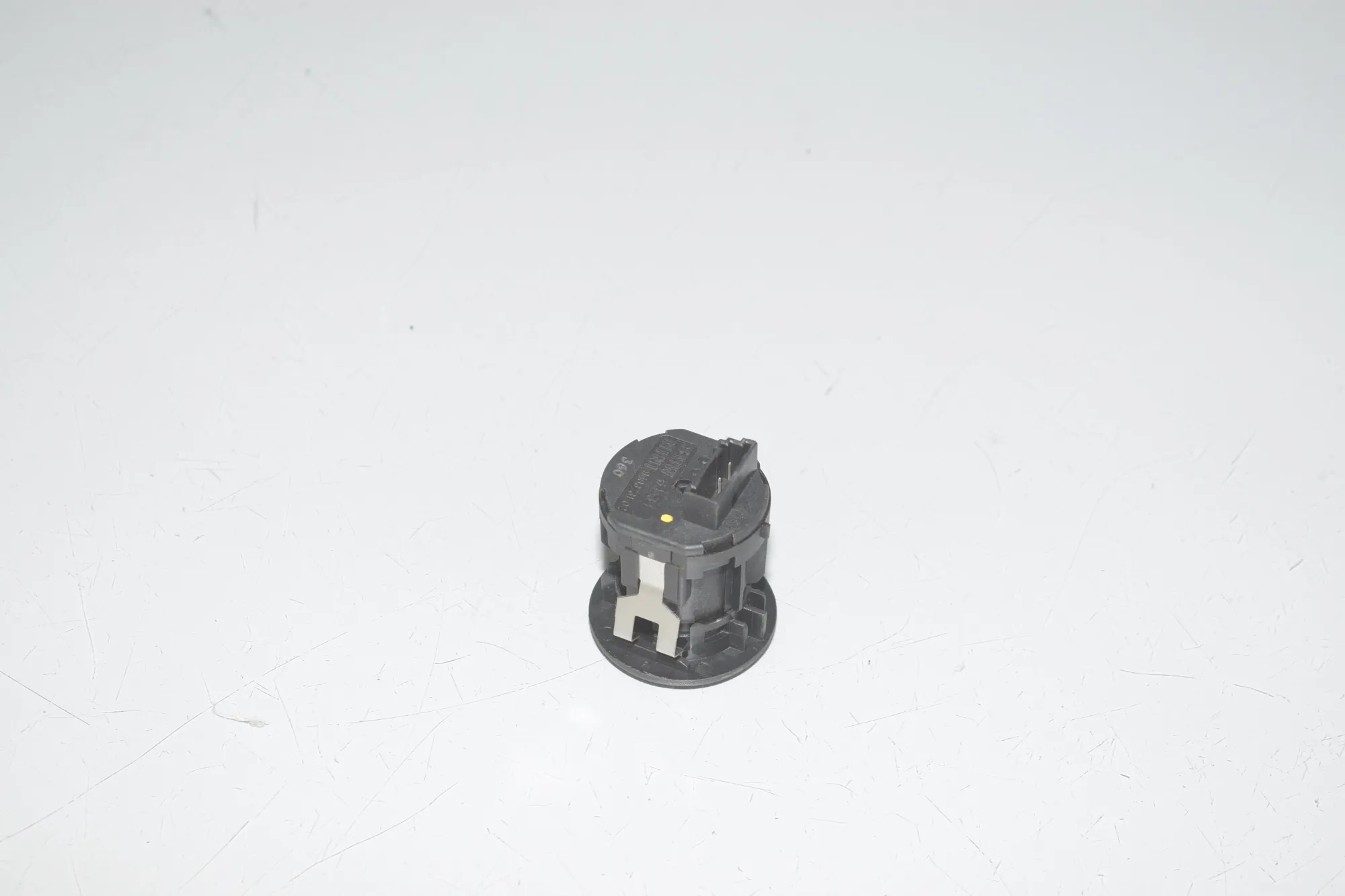 SRS Switch – OEM 61319483781 · BMW 1 (F40) (2019 - -) (F40)118d 2020 – 4