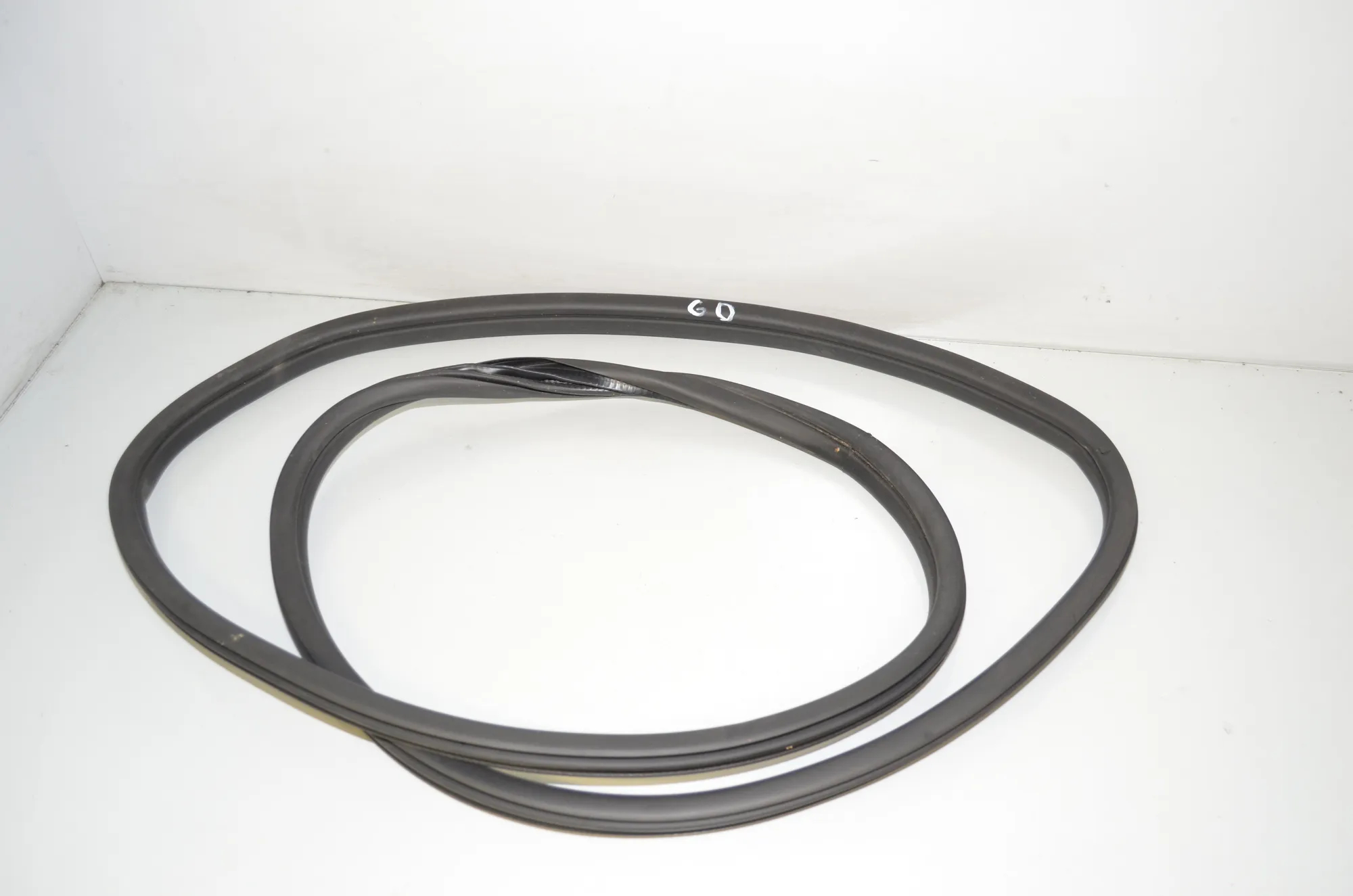 Rear Right Door Seal Rubber – OEM 9880689 · BMW 1 (F40) (2019 - -) (F40)118d 2020