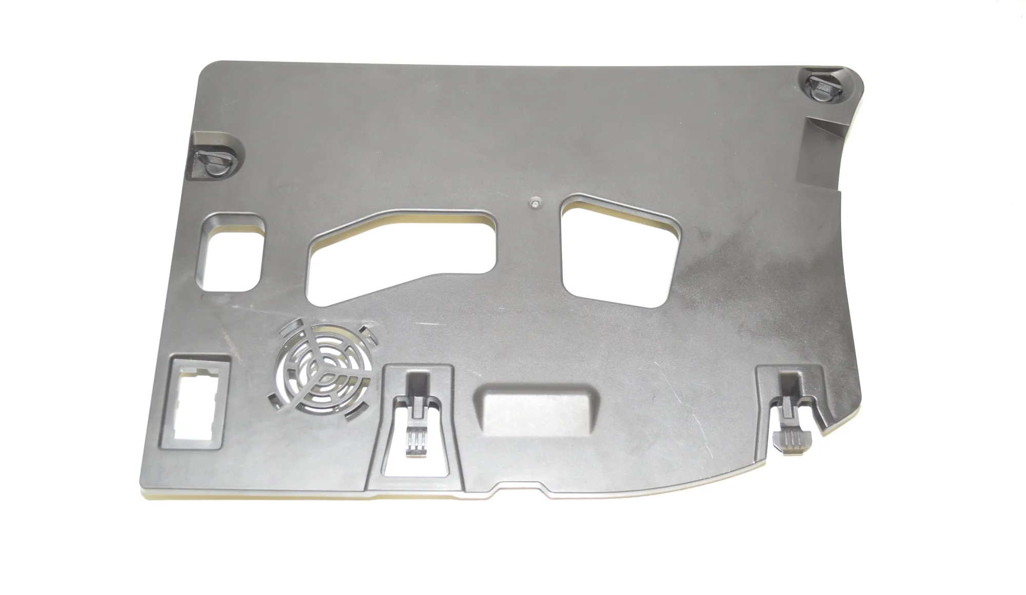 Dashboard Lower Trim – OEM 6823295 · BMW 1 (F40) (2019 - -) (F40)118d 2020