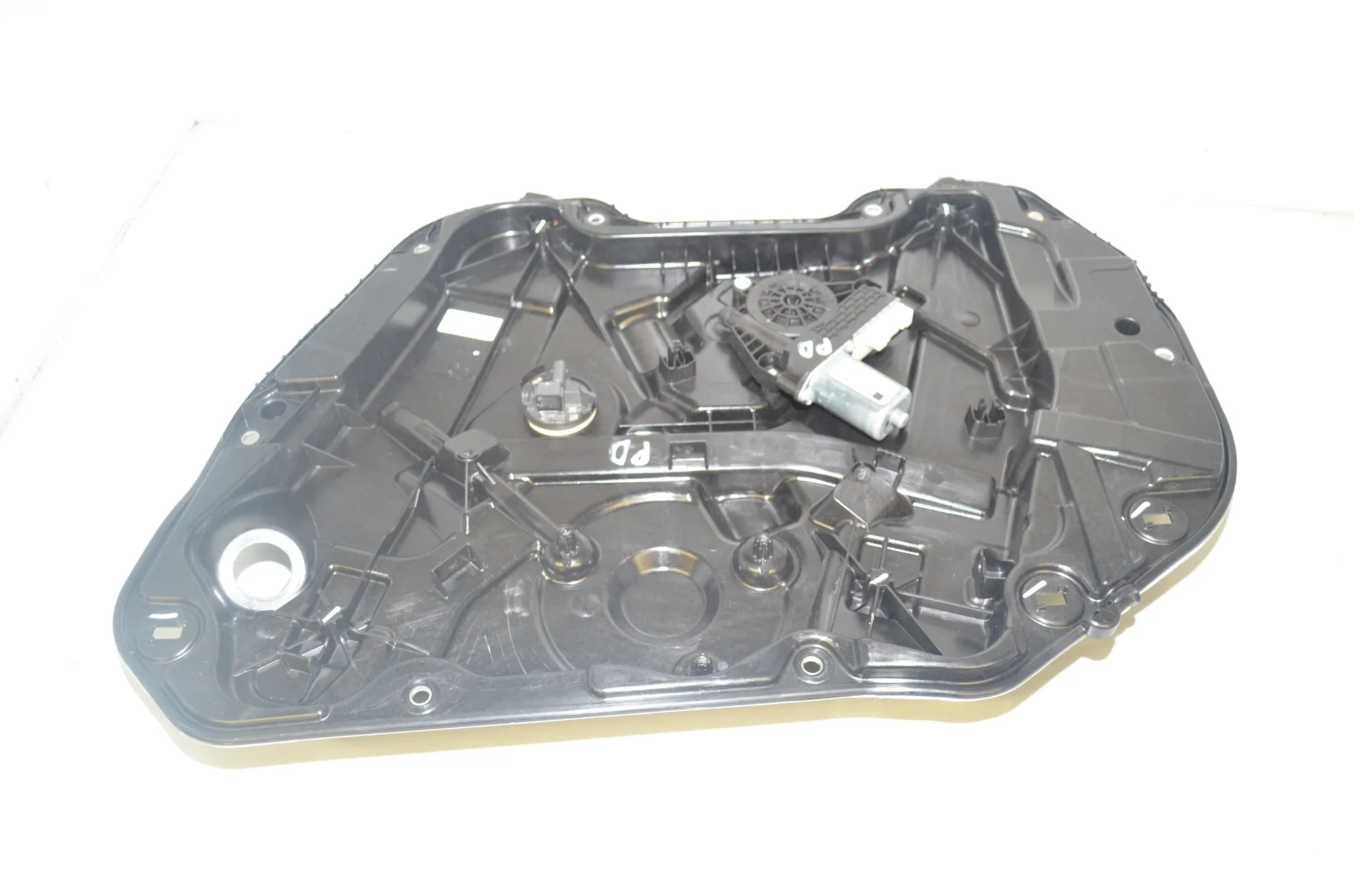 Front Left Door Window Regulator – OEM 5A02FB2 · BMW 1 (F40) (2019 - -) (F40)118d 2020 – 2
