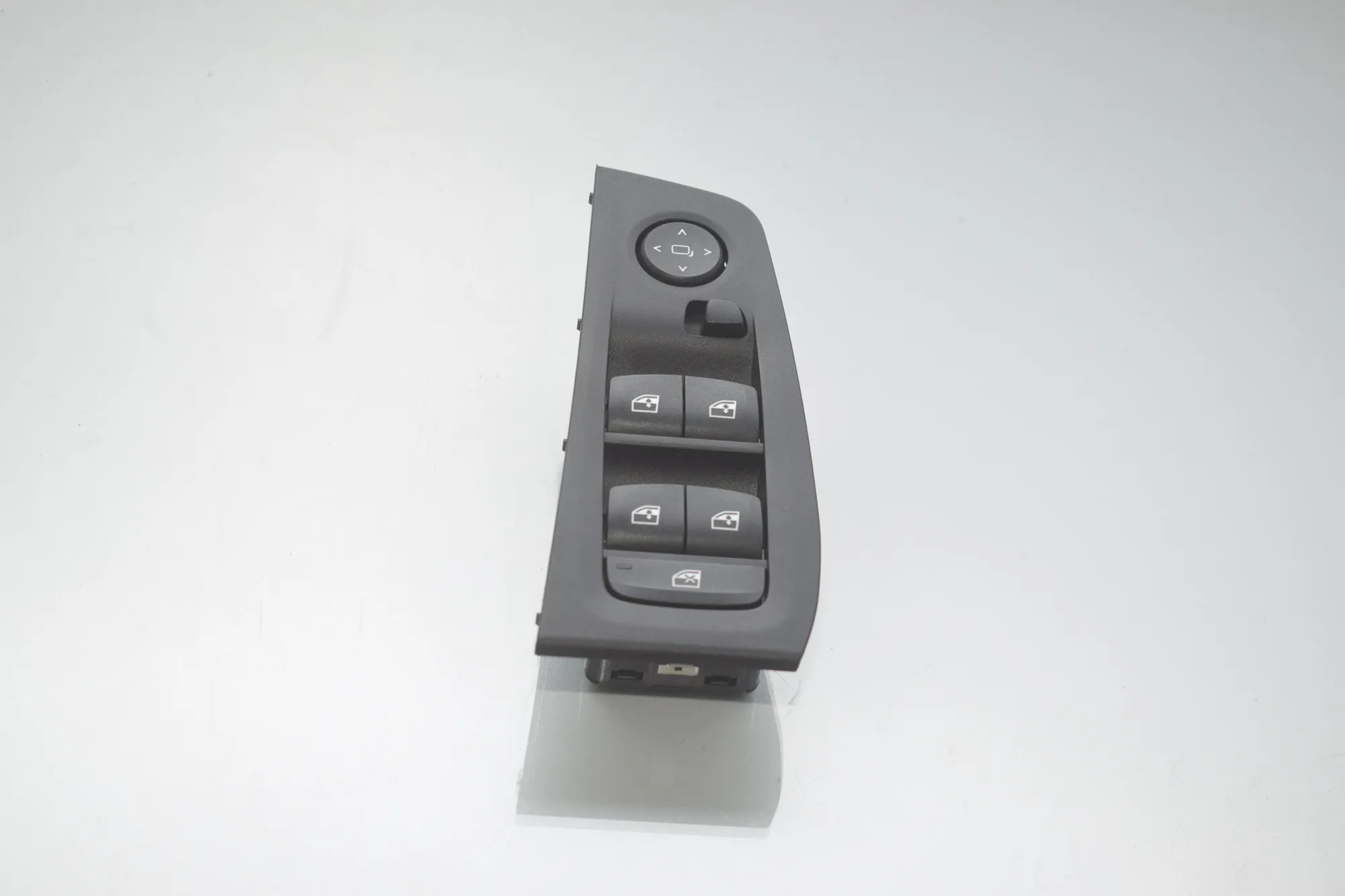 Front Left Door Window Switch – OEM 7950751 · BMW 1 (F40) (2019 - -) (F40)118d 2020