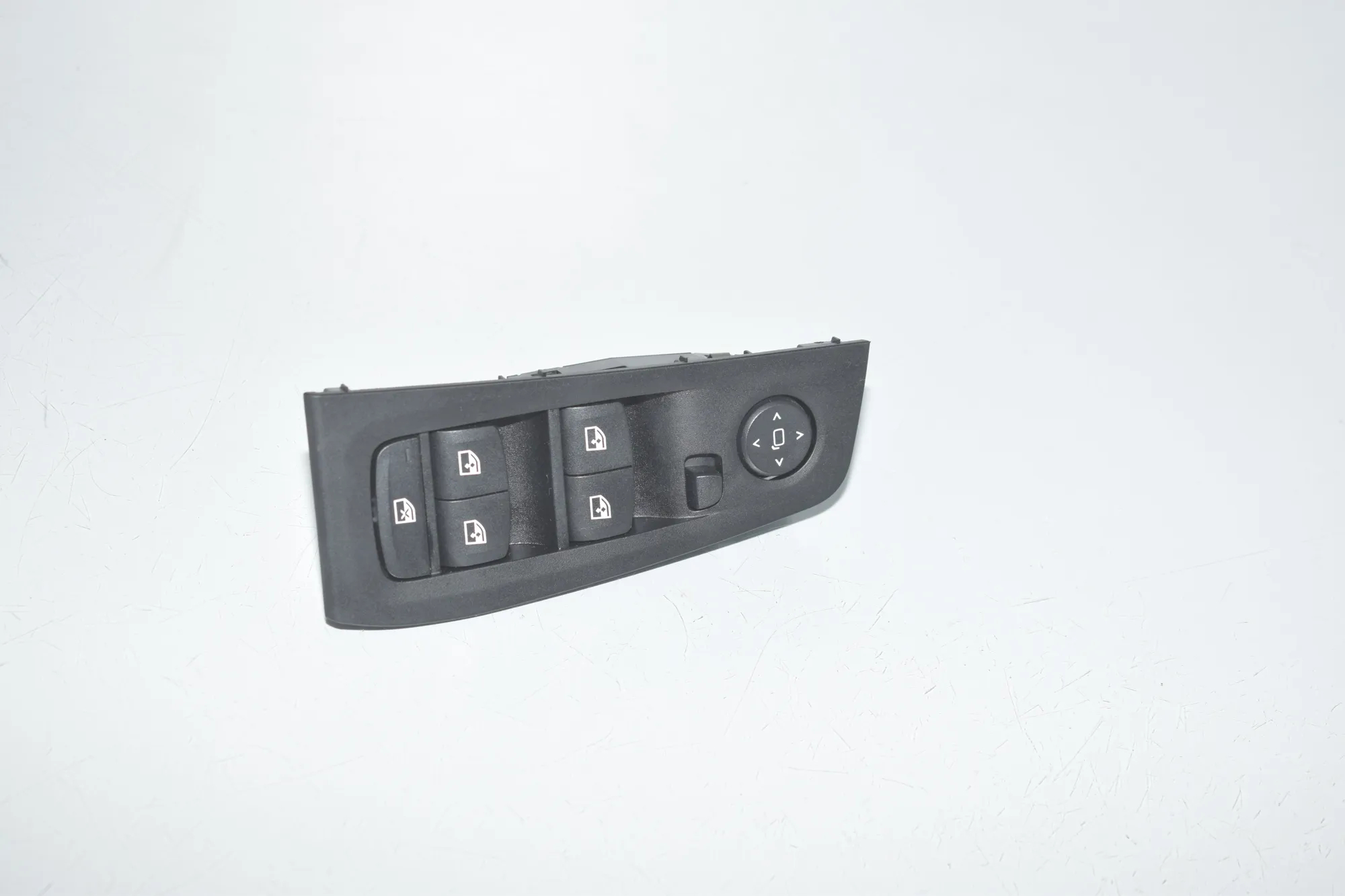 Front Left Door Window Switch – OEM 7950751 · BMW 1 (F40) (2019 - -) (F40)118d 2020 – 2