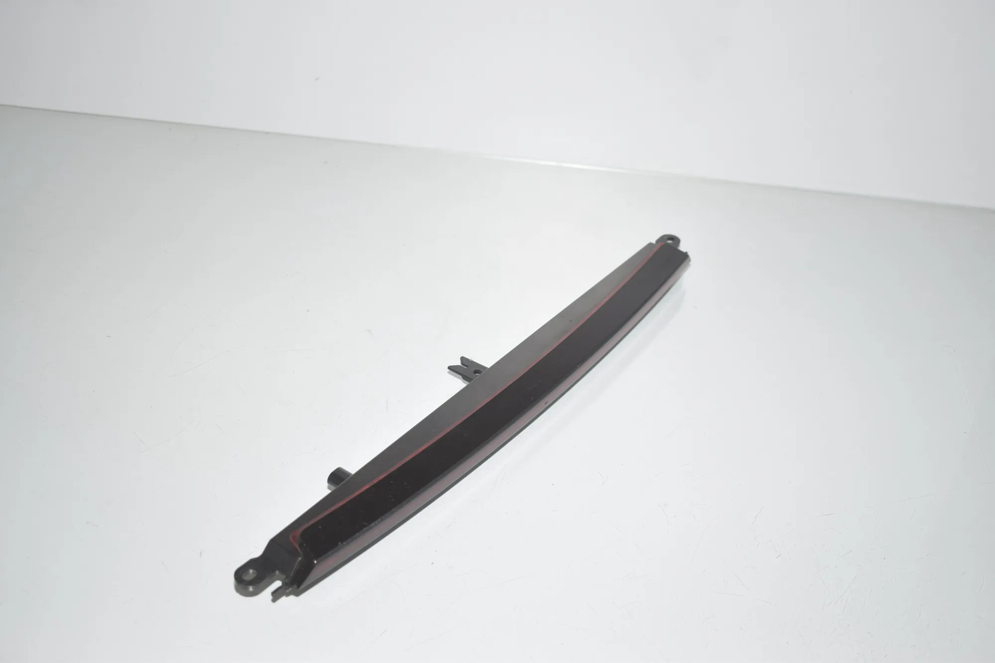 Rear Third Brake Stop Light – OEM 7450659 · BMW 1 (F40) (2019 - -) (F40)118d 2020 – 4