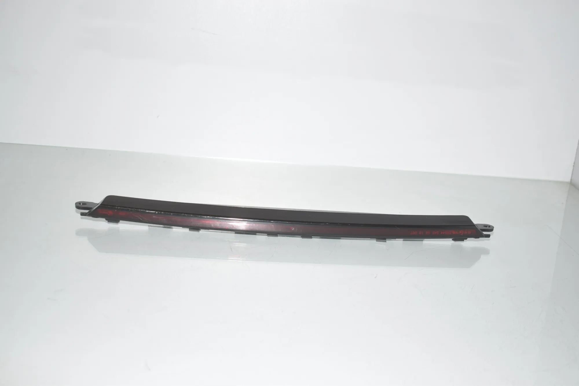 Rear Third Brake Stop Light – OEM 7450659 · BMW 1 (F40) (2019 - -) (F40)118d 2020 – 2