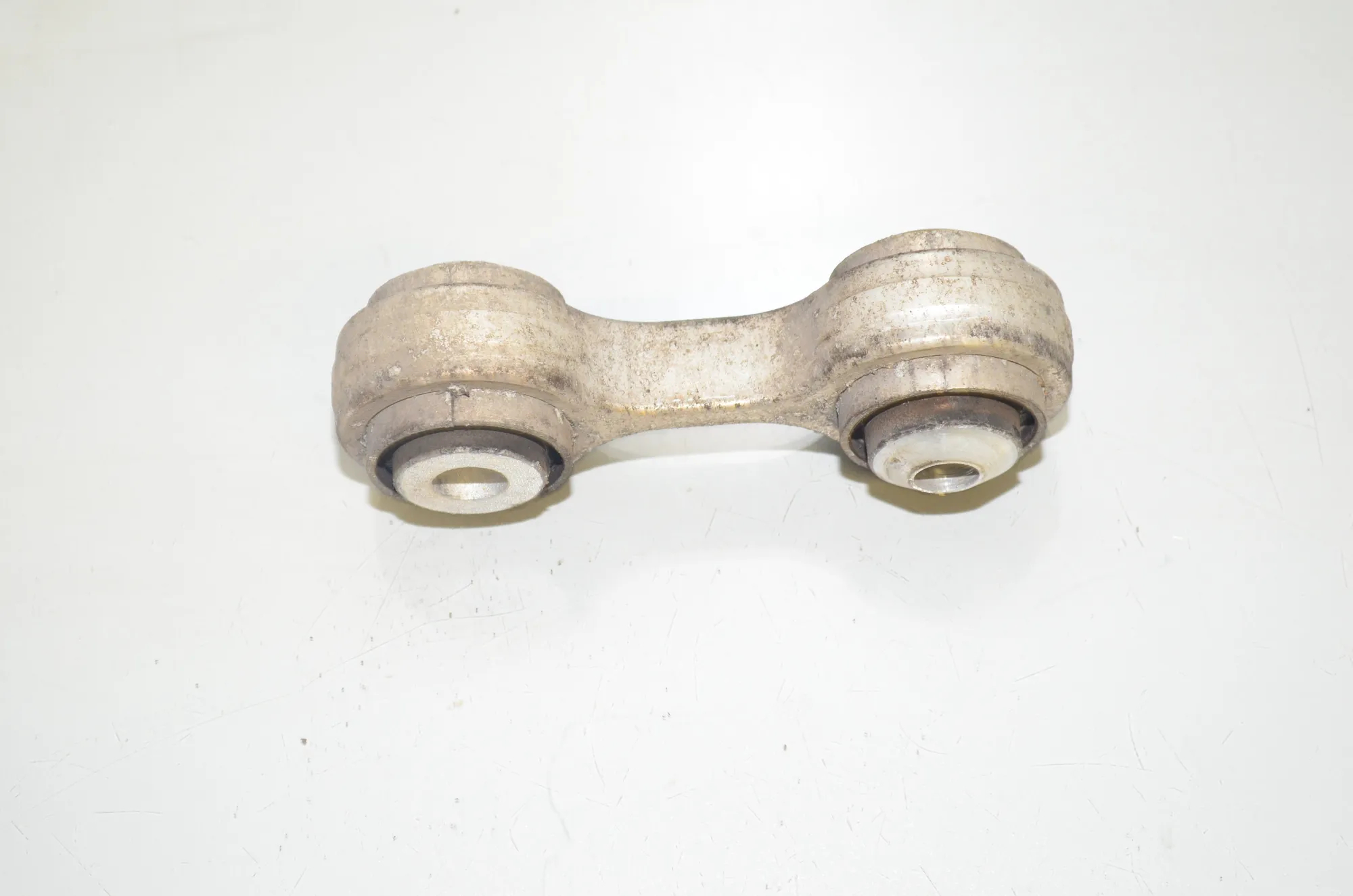 Rear Right Control Arm – OEM 2284130 · BMW 5 (F10) M5 2012 – 4
