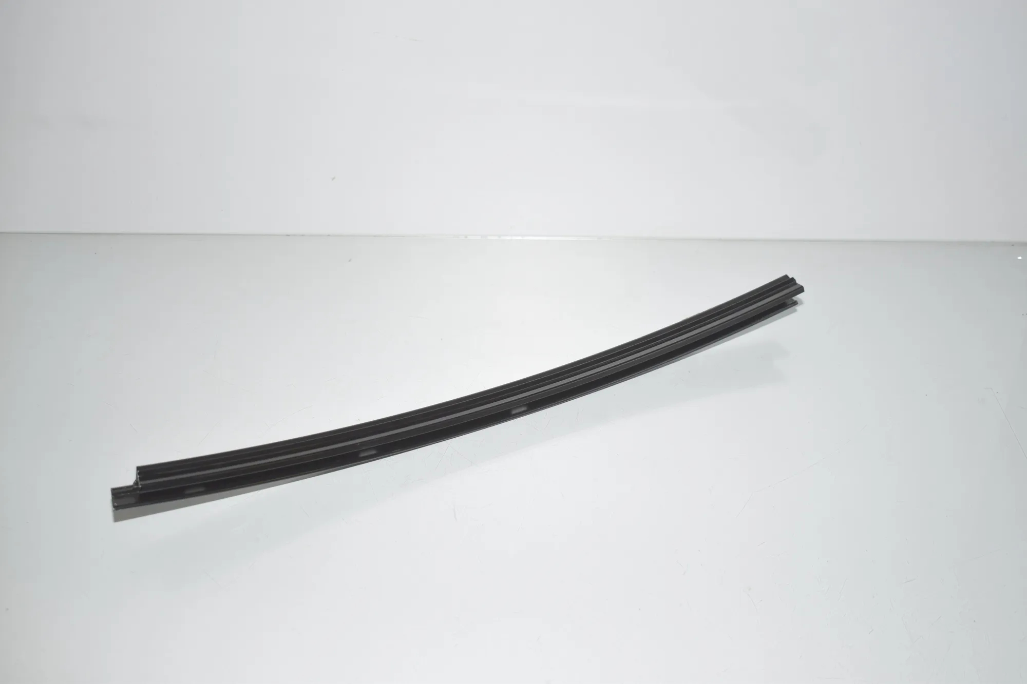 Other Trim Parts – OEM 7465142 · BMW 3 (G20, G28) (2018 - -) 330 e Plug-in-Hybrid 2021 – 3